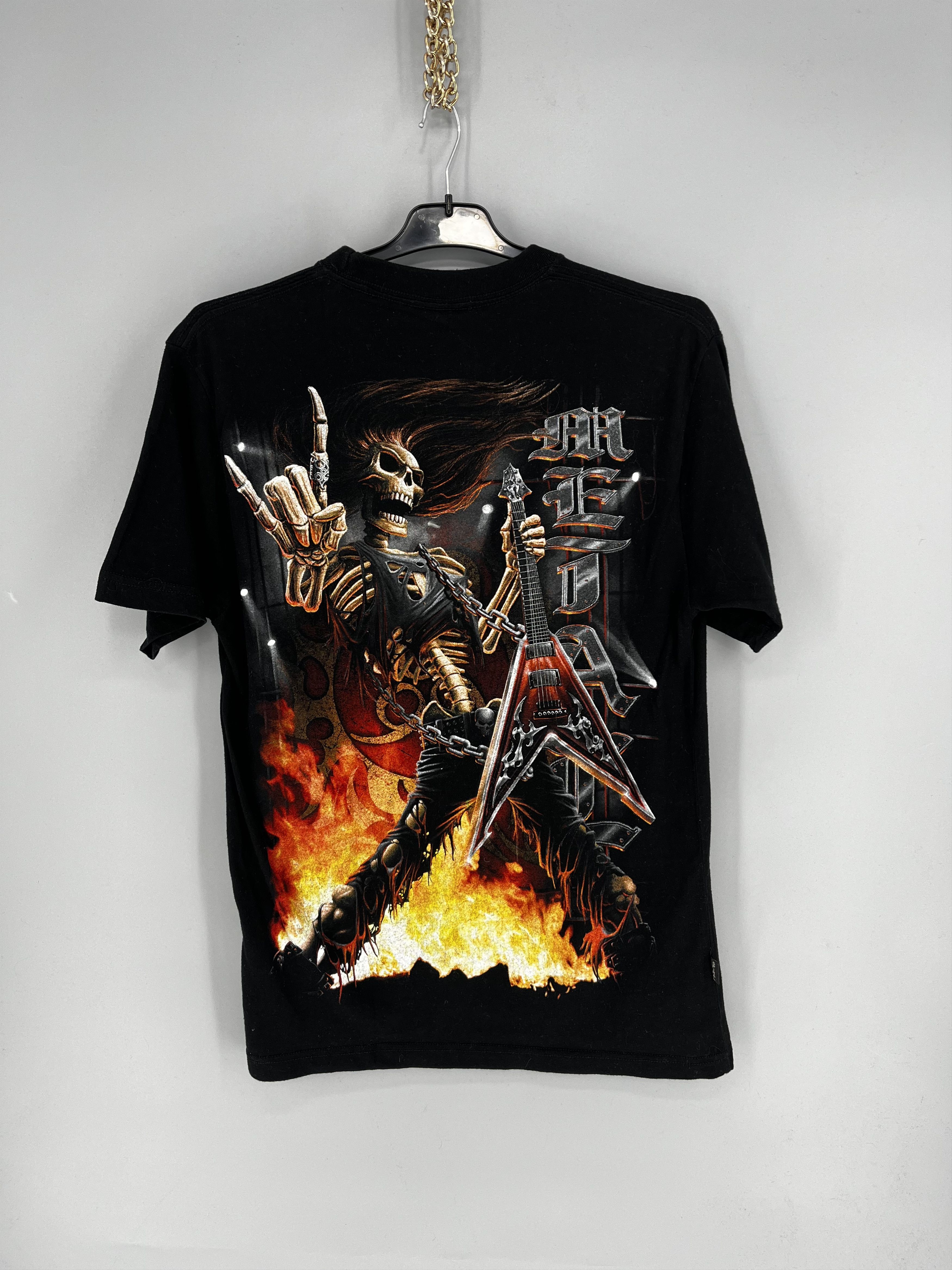 Band Tees VINTAGE GOTHIC SPIRAL SKULL Y2K GRUNGE PUNK ROCK Size US M / EU 48-50 / 2 - 9 Thumbnail