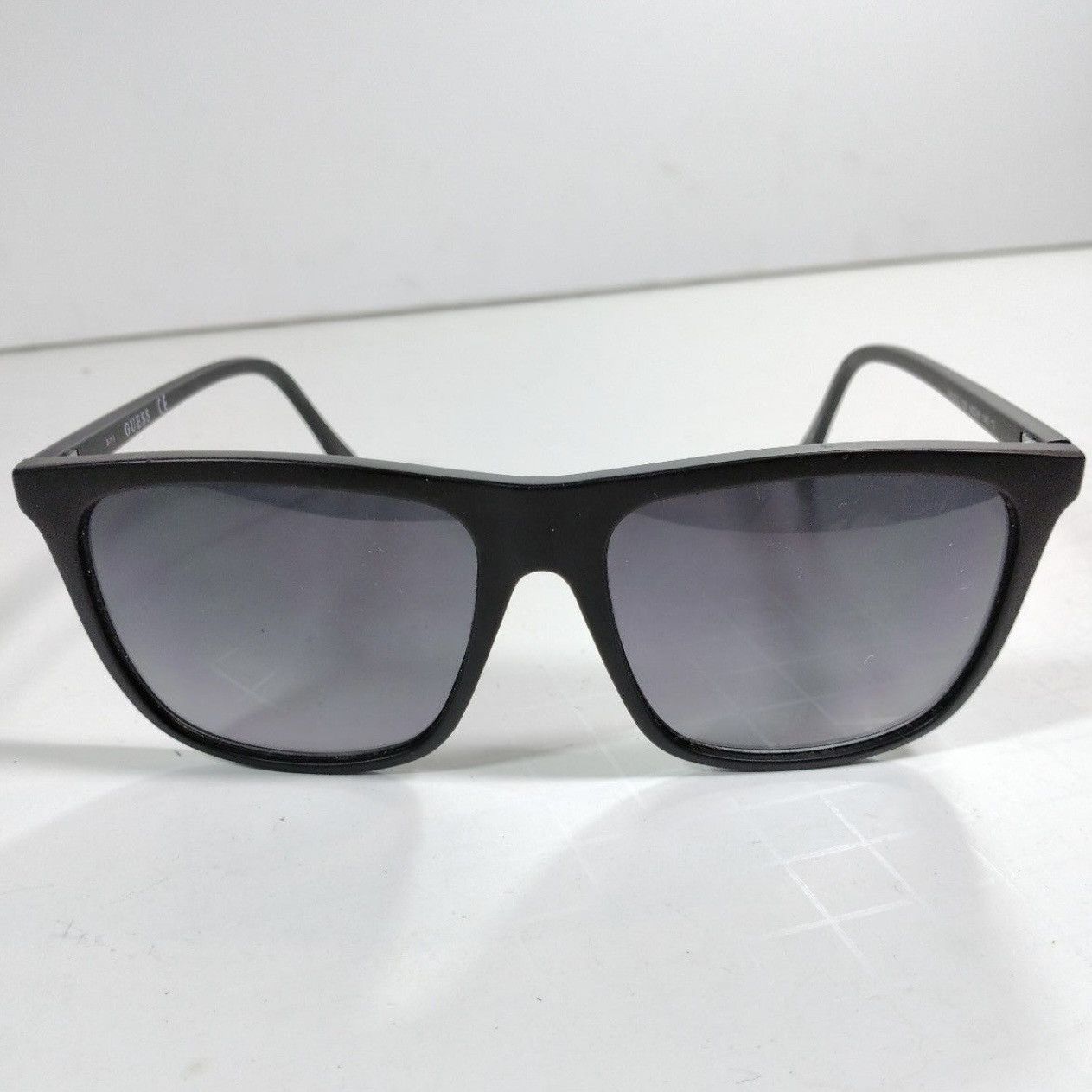 Guess Guess GF0222 91C Rectangular Sunglasses Matte Dark Blue Fra Size ONE SIZE - 1 Thumbnail