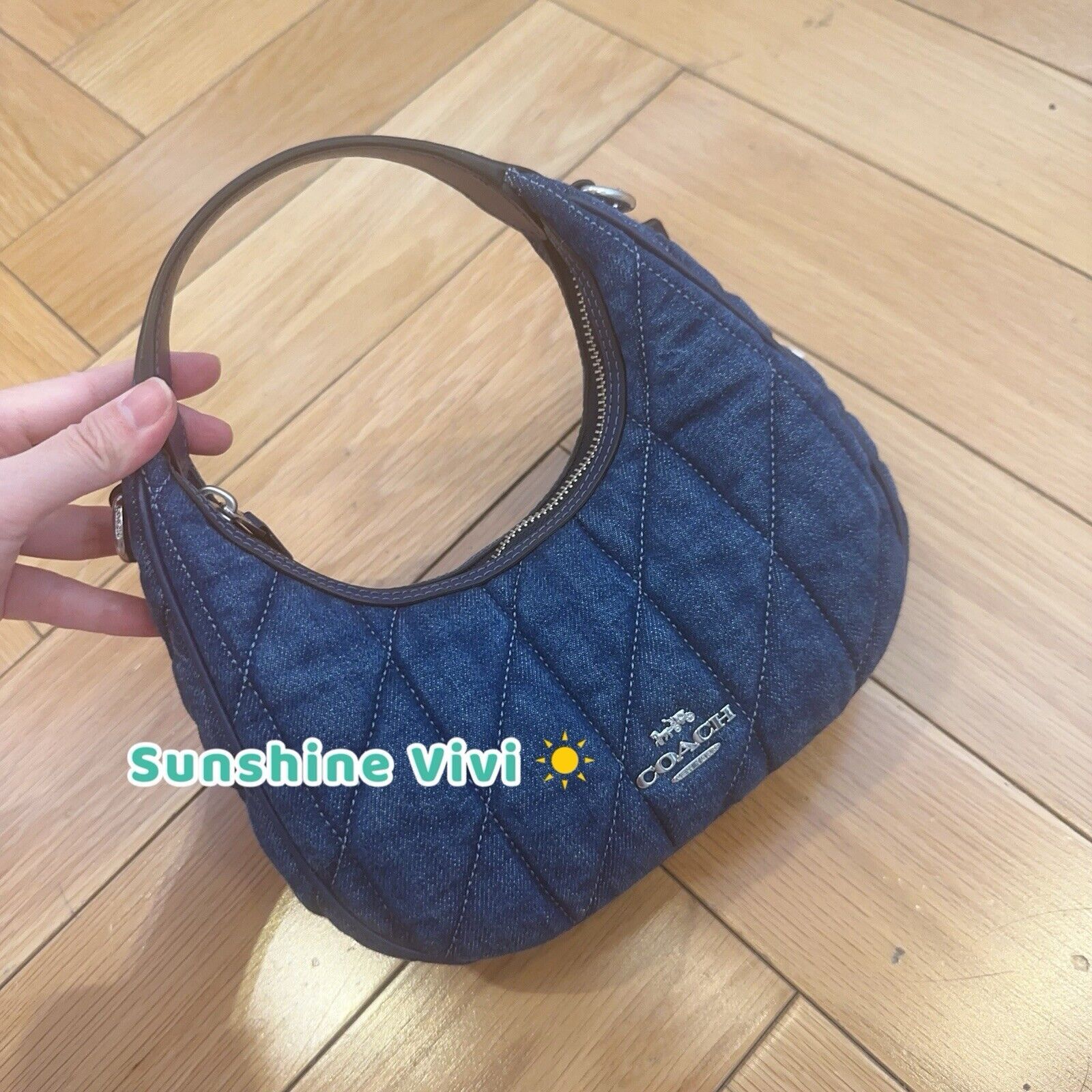 Coach NWT Coach Carmen Mini Crossbody Bag With Quilting CAK89 Size ONE SIZE - 1 Thumbnail