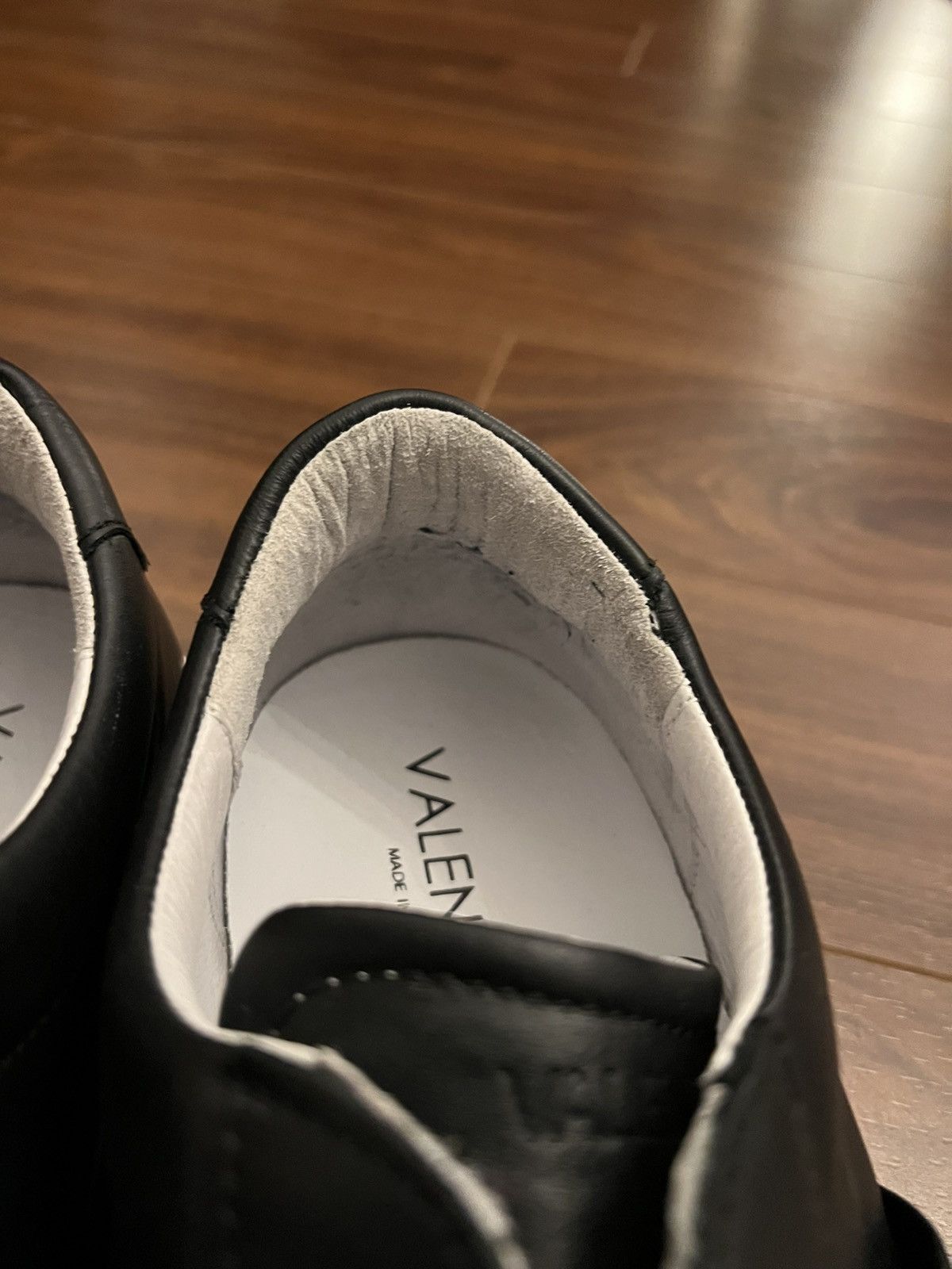 Valentino Valentino Zeus Logo Slip-on Leather Sneakers Size US 12 / EU 45 - 13 Thumbnail