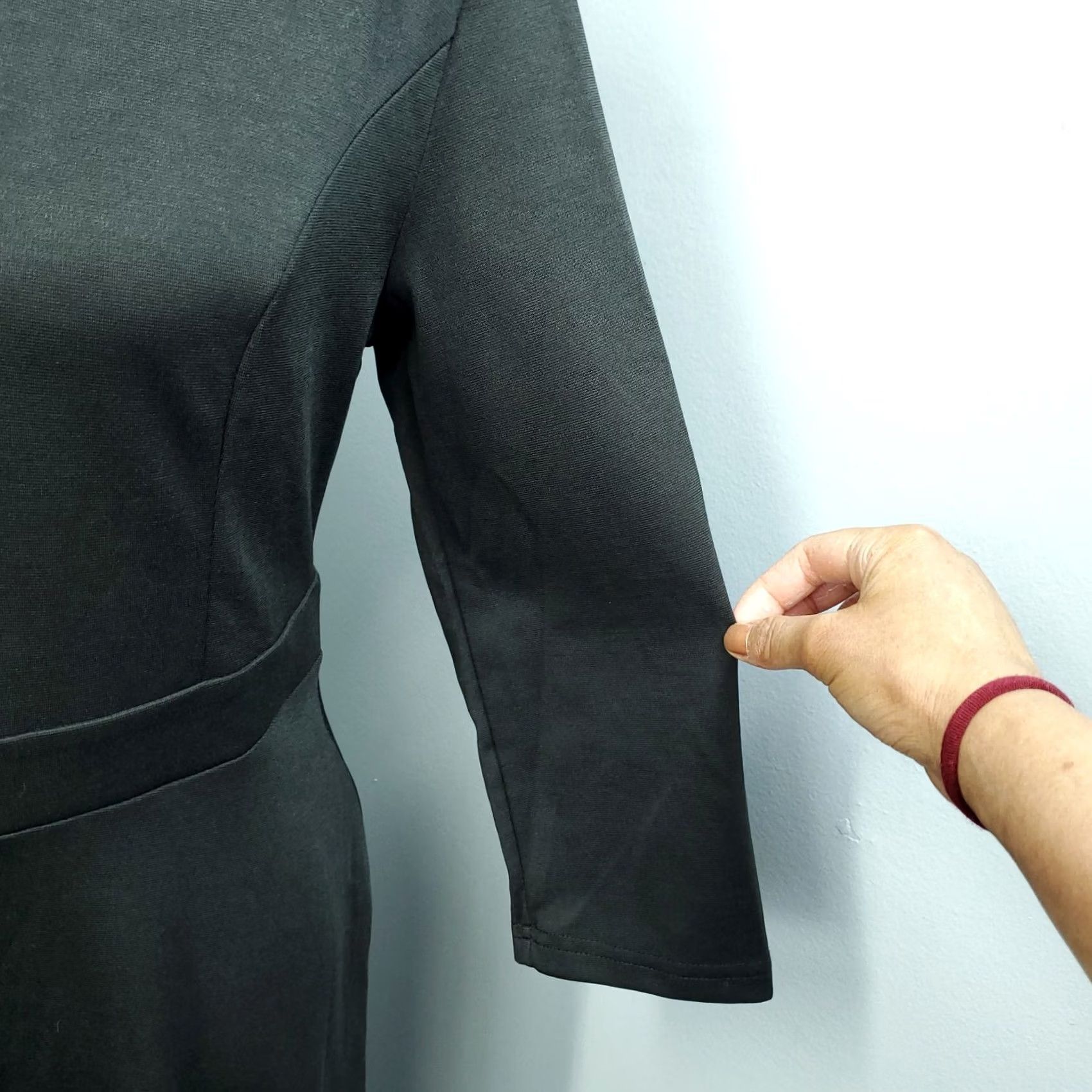 Vintage Stylewe Silky Dress Womens S Black Empire Waist Plunge V-Neck Back Zip Long Sleeve Casual Dress Size S / US 4 / IT 40 - 6 Thumbnail