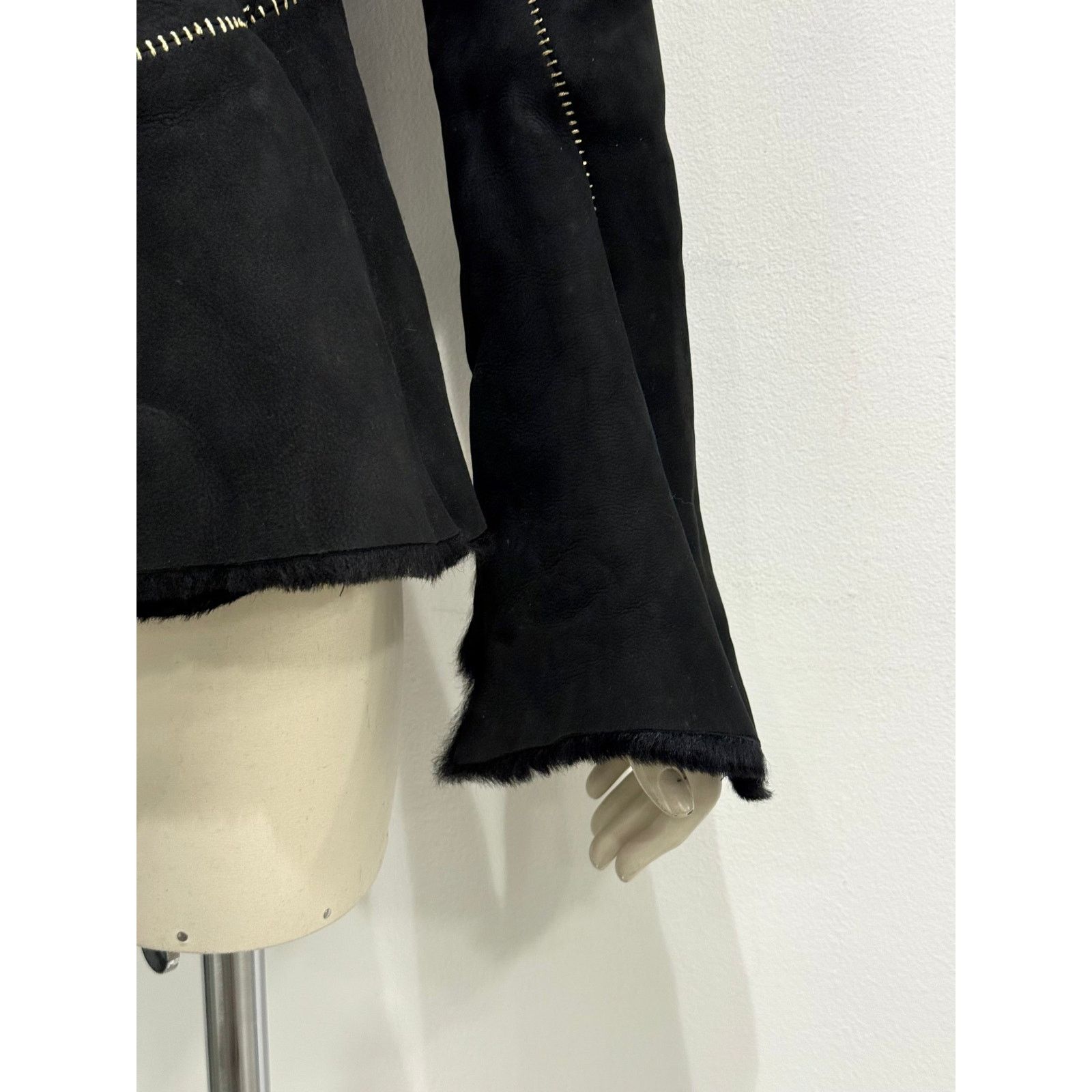 Roberto Cavalli 2002 Roberto Cavalli fitted shearling jacket with fur collar Size US S / EU 44-46 / 1 - 6 Thumbnail