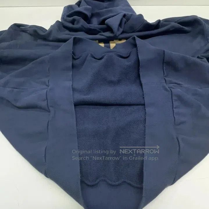 Balenciaga Balenciaga Logo Print Hooded Sweatshirt in Navy. Size US L / EU 52-54 / 3 - 8 Thumbnail