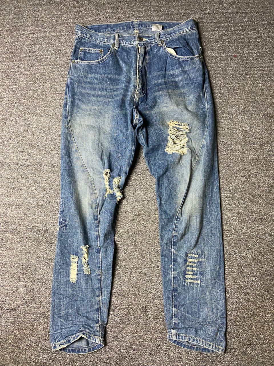 Japanese Brand Japanese Brand Distressed Denim Ripped Jeans (153) Size US 31 - 1 Thumbnail