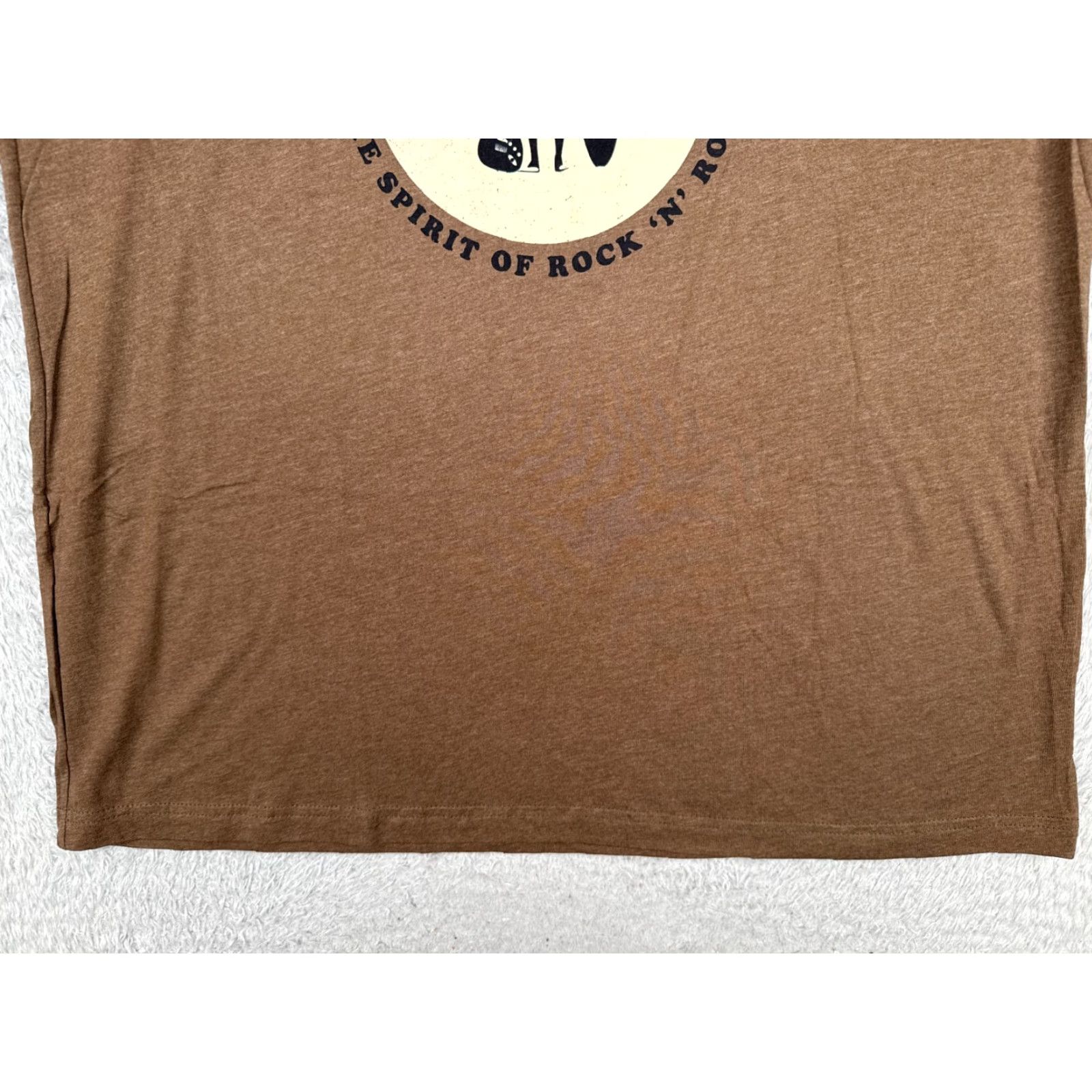 Fender Fender Shirt Men 2XL Brown Spirit Of Rock And Roll Guitar T-Shirt 2XL Mens Summer All Seasons Rock Beach Sunset Tags Size US XXL / EU 58 / 5 - 5 Thumbnail