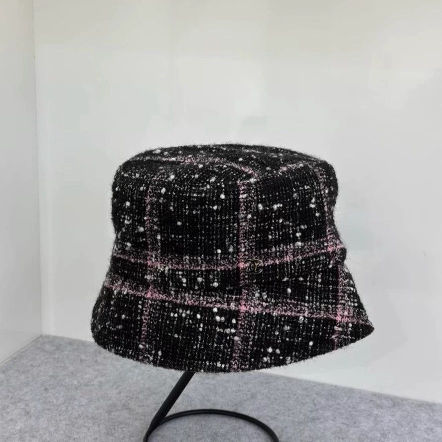 Chanel Chanel 22K Black & Pink Check Fisherman Hat M Size ONE SIZE - 1 Thumbnail