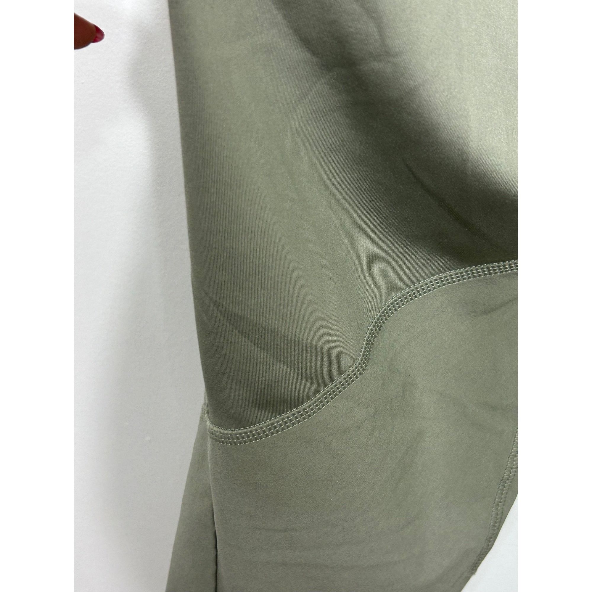 Adidas Adidas Womens Joggers S Sage Green Logo AEROREADY Drawstring Size 25" / US 0 / IT 36 - 15 Thumbnail