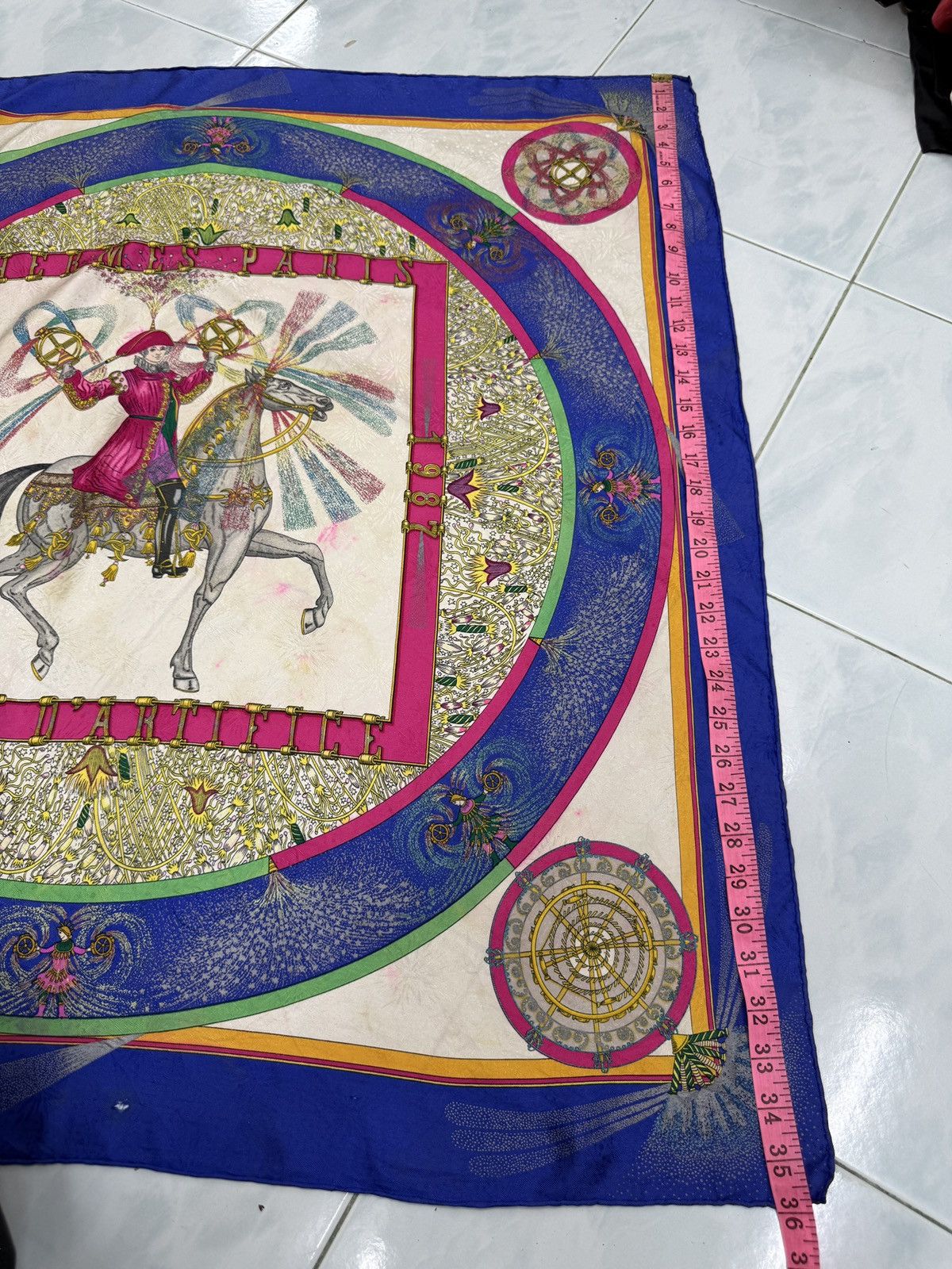 Hermes 🔥🔥🔥AUTHENTIC VINTAGE HERMES EQUESTRIAN SILK SCARF Size ONE SIZE - 18 Thumbnail