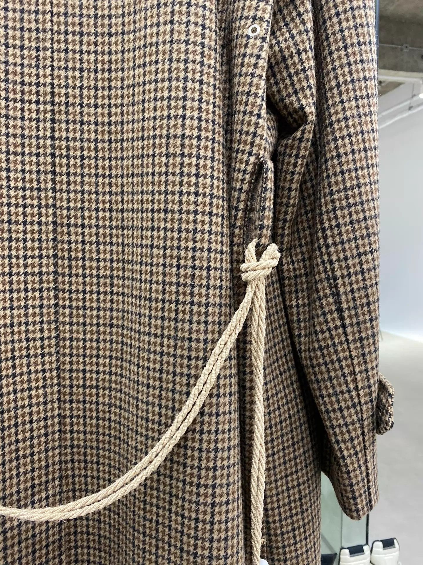 Maison Margiela Maison Margiela Houndstooth Lapel 100% Wool Coat Size 50 Size US M / EU 48-50 / 2 - 5 Thumbnail