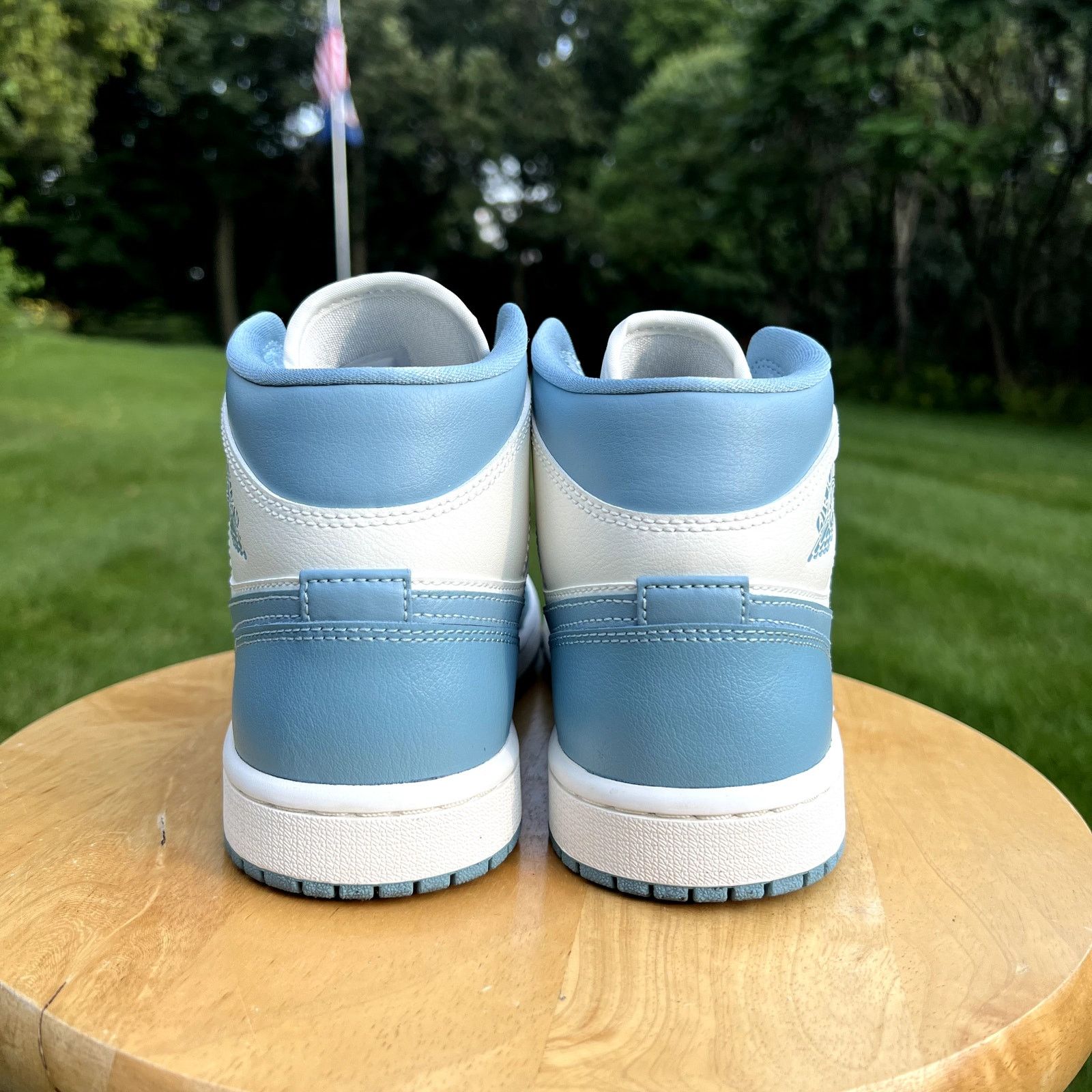 Jordan Brand × Nike Size 7 - Nike Air Jordan 1 Mid University Blue Women's Shoes Size US 7 / IT 37 - 6 Thumbnail