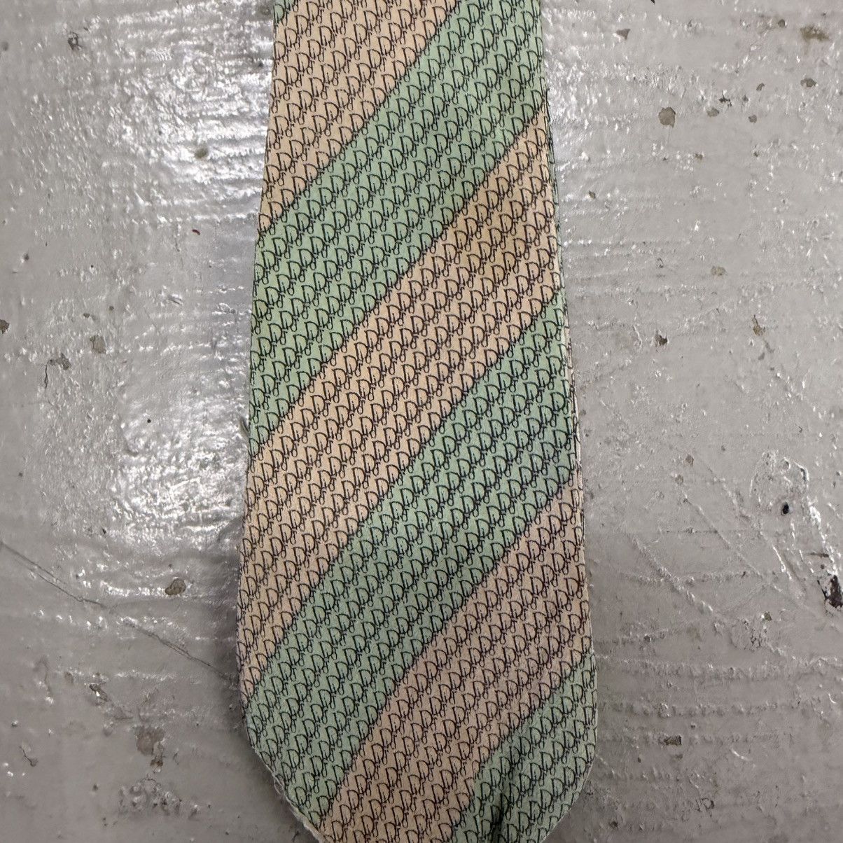 Christian Dior Monsieur Vintage Christian Dior Monsieur Silk Gradient Monogram Ties Size ONE SIZE - 2 Thumbnail