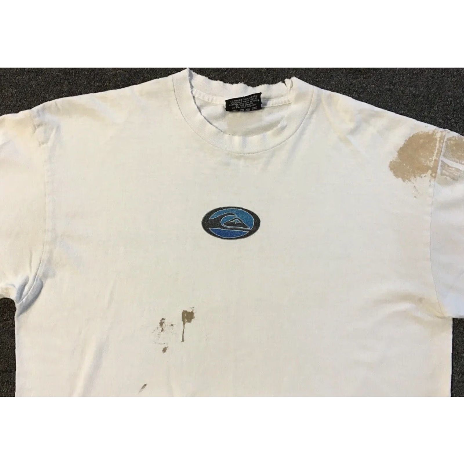 Billabong VINTAGE Quiksilver Thrashed Faded Distress Shirt L USA Surf Skate Grunge OP 90s Y2K Shirt Mens Large White Logo Beach Water Graphic Tee Distressed 90s Size US L / EU 52-54 / 3 - 7 Thumbnail