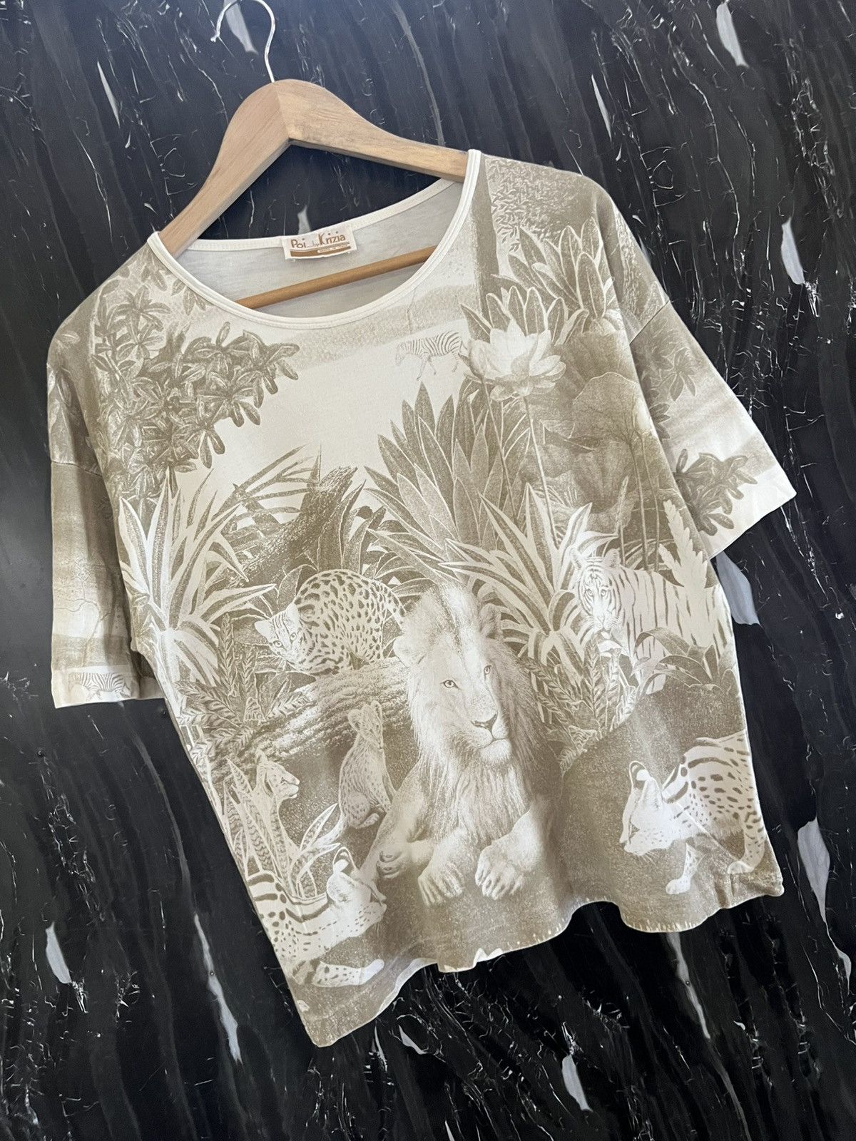 Krizia Uomo Krizia Vintage T-Shirt – Italian Designer Classic Size US XL / EU 56 / 4 - 3 Thumbnail