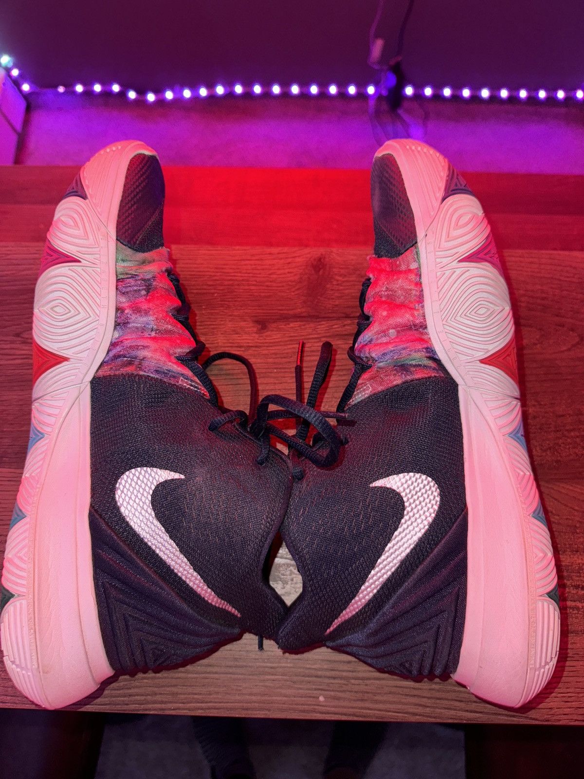 Nike Nike Kyrie 5 Multi Color Galaxy Size US 10 / EU 43 - 3 Thumbnail