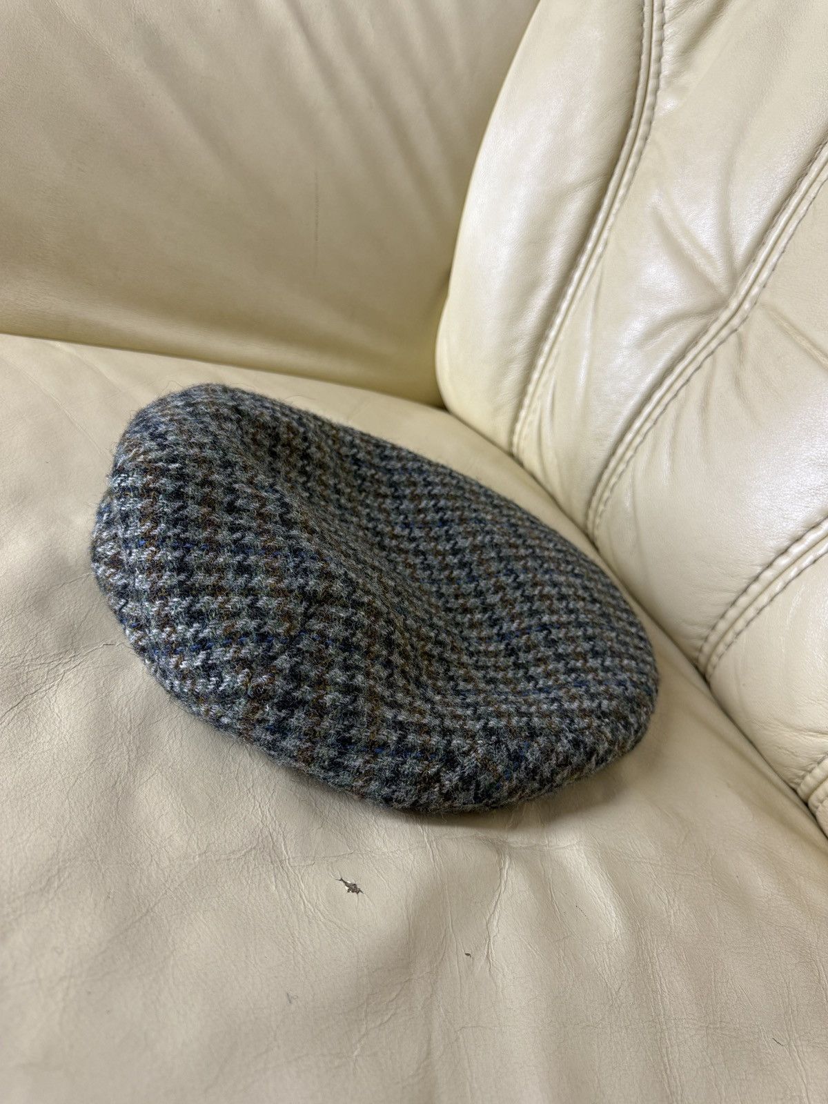 Harris Tweed Harris Tweed By Debenhams Tress & co flat cap wool Size ONE SIZE - 2 Thumbnail