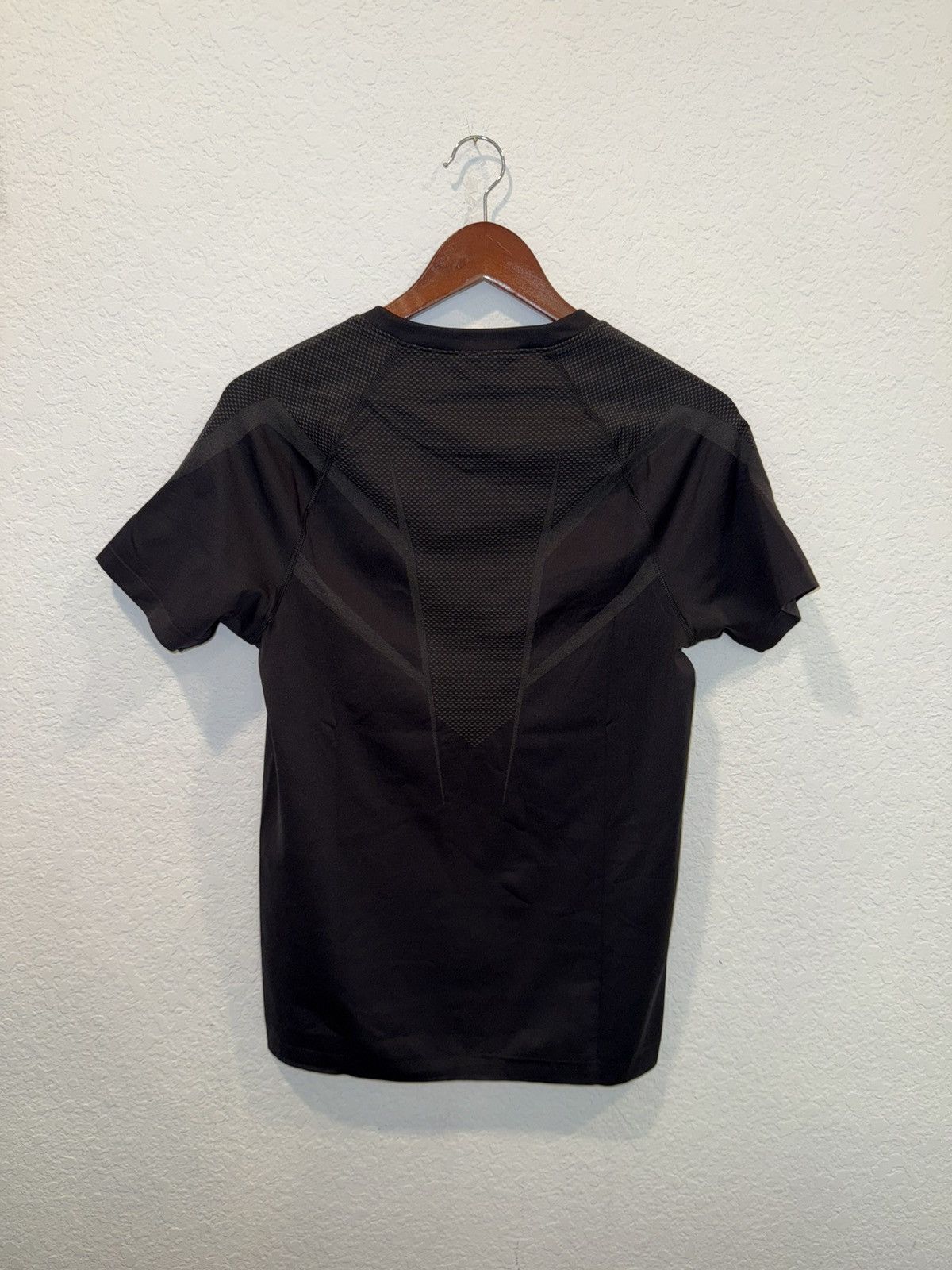 Gymshark Gymshark Onyx Compression Shirt Size US M / EU 48-50 / 2 - 2 Thumbnail