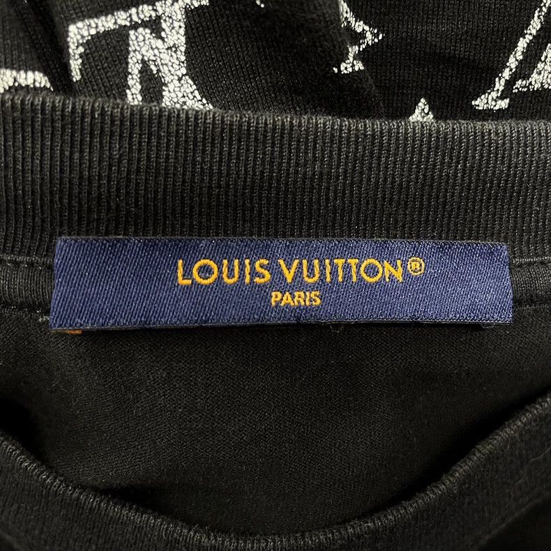 Louis Vuitton Louis Vuitton Black full-print logo gradient short sleeve Size US S / EU 44-46 / 1 - 4 Thumbnail