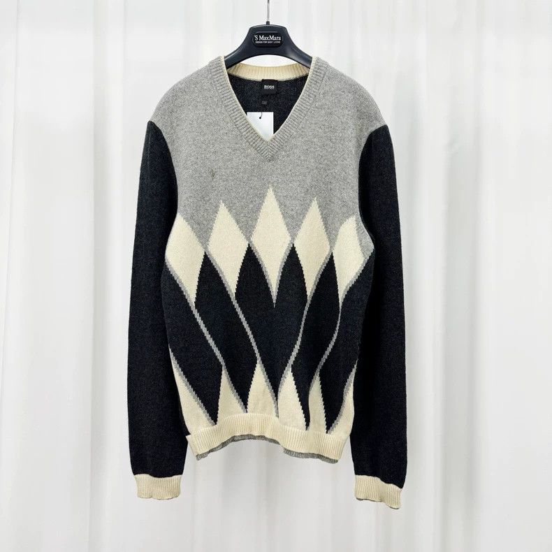 Vintage Boss Argyle Pattern V-Neck Sweater-yf Size US S / EU 44-46 / 1 - 1 Thumbnail