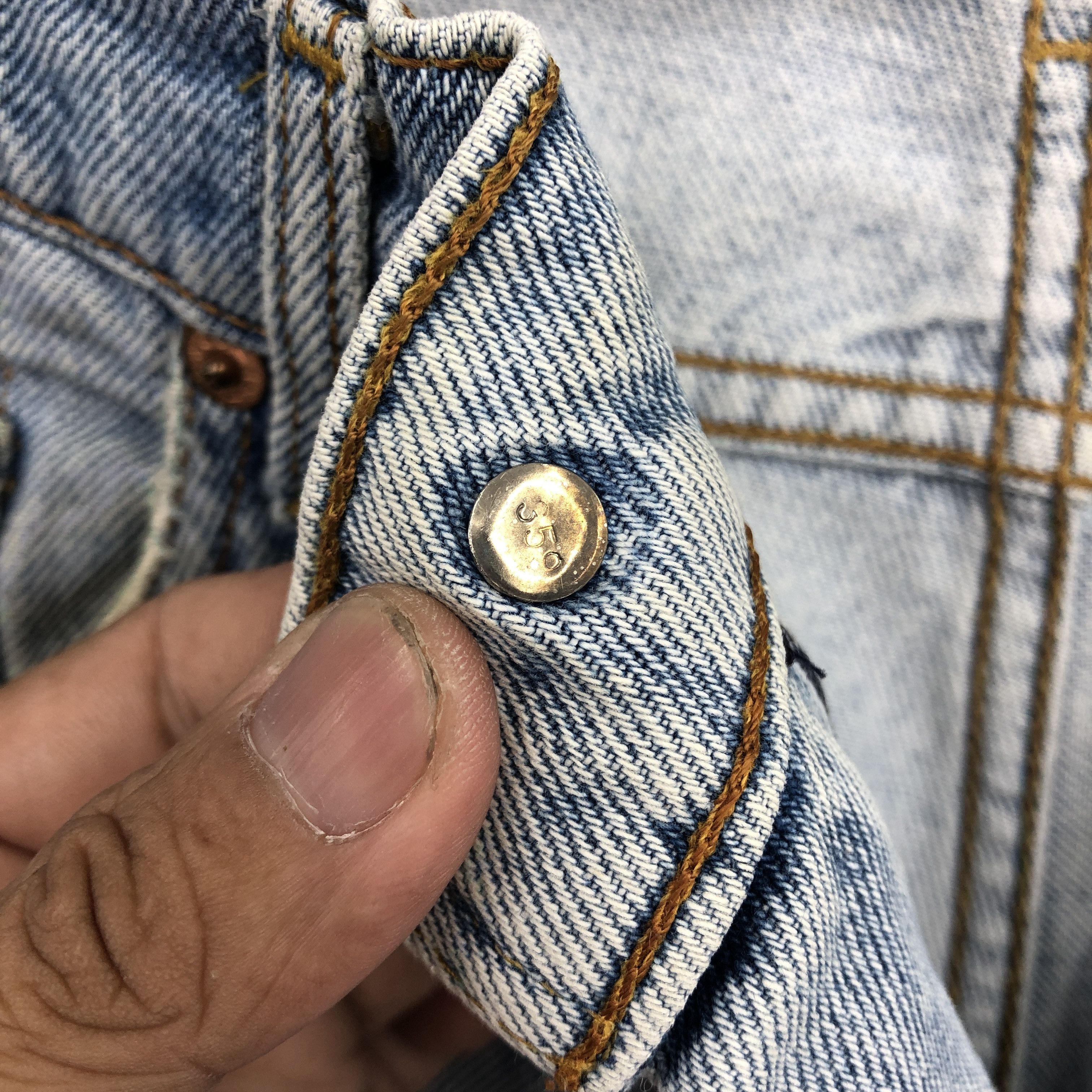 Levi's Vintage Levis Sun Faded Light Wash Jeans Denim BS45674 Size US 30 / EU 46 - 7 Thumbnail