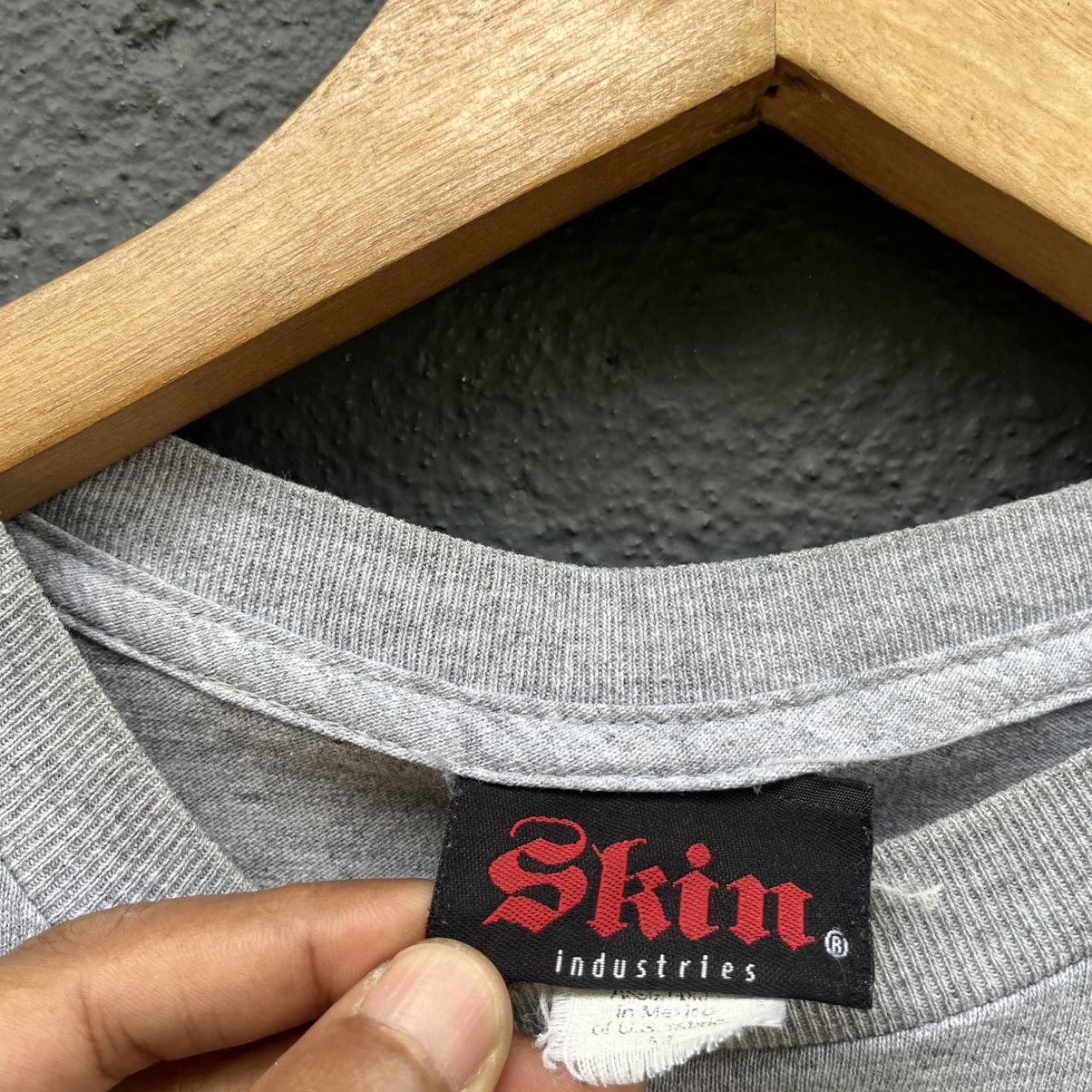 Hook-Ups Thrashed Vintage Skin Industries Skateboard Brand Tee Size US M / EU 48-50 / 2 - 10 Thumbnail