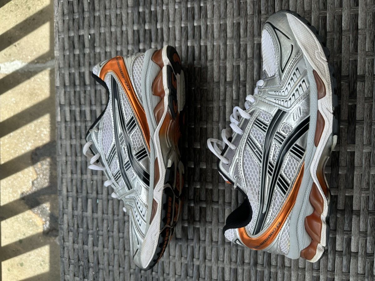 Asics ASICS Gel-Kayano 14 "White Piquant Orange" Size US 8.5 / EU 41-42 - 2 Thumbnail