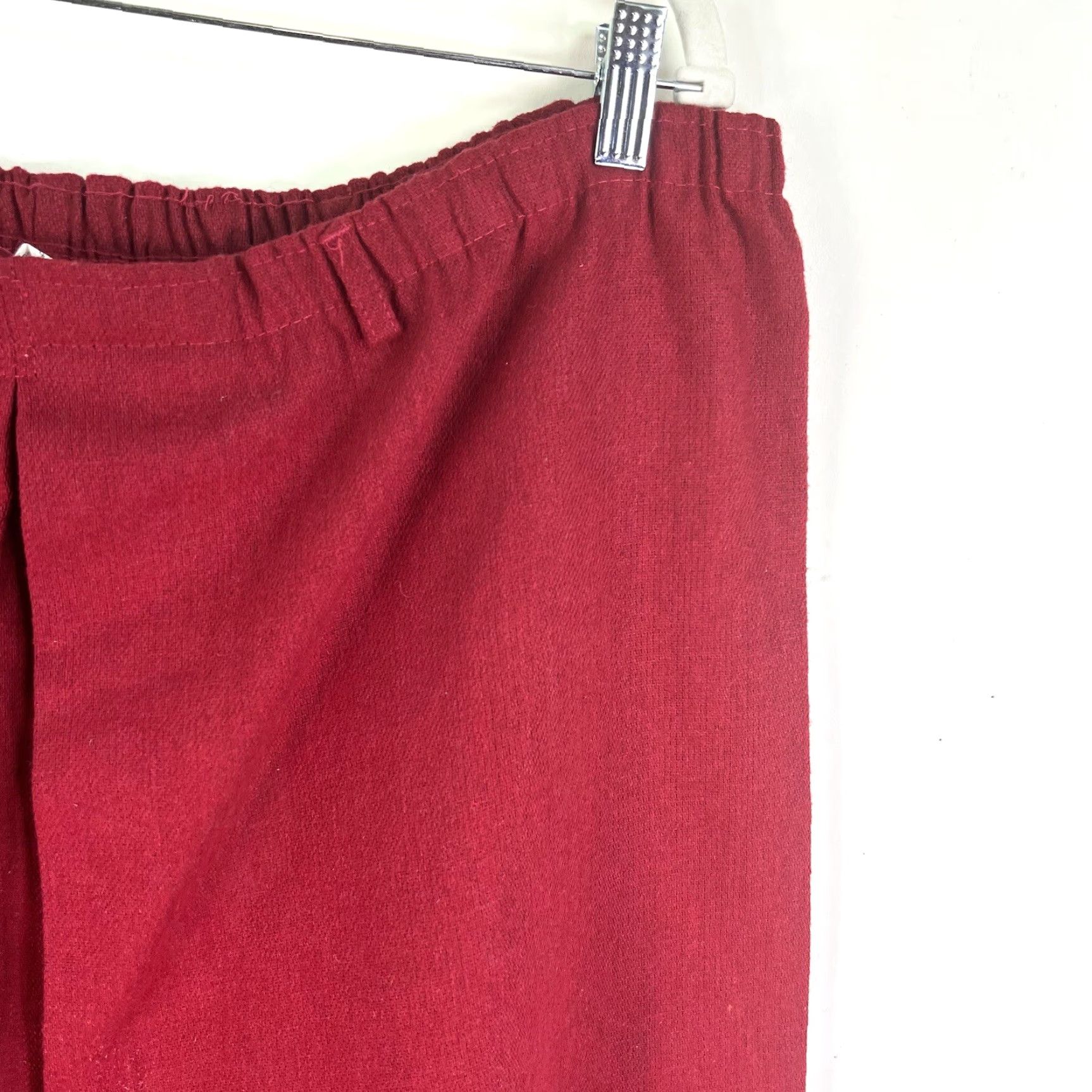 Vintage VINTAGE Valarie Wool Blend Pleated Skirt Women's Size 36 Knee Length Red 80s Pencil/Straight Womens Size 36 Red Vintage Skirt Size 25" / US 0 / IT 36 - 2 Thumbnail