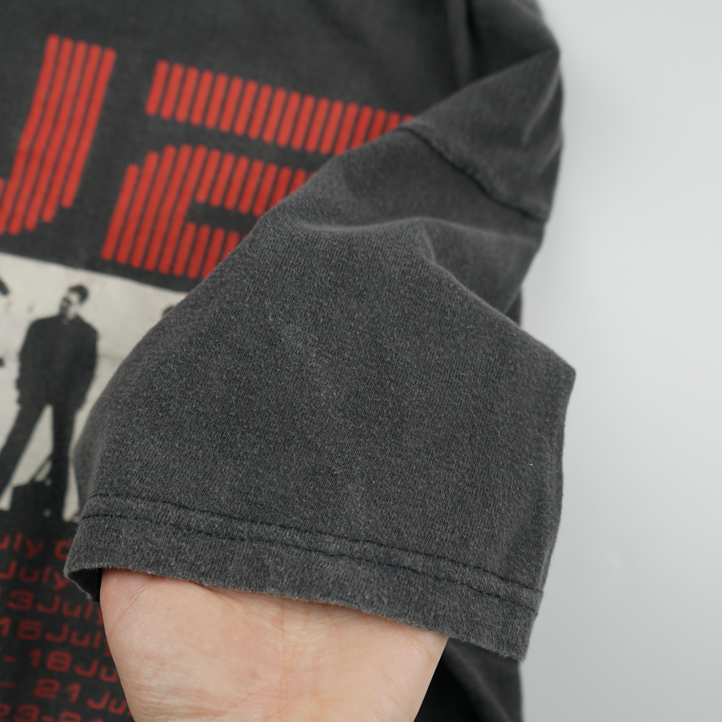Band Tees × Vintage Vintage 2001 U2 Tour T-Shirt Elevation Tour Tee Size US M / EU 48-50 / 2 - 9 Thumbnail