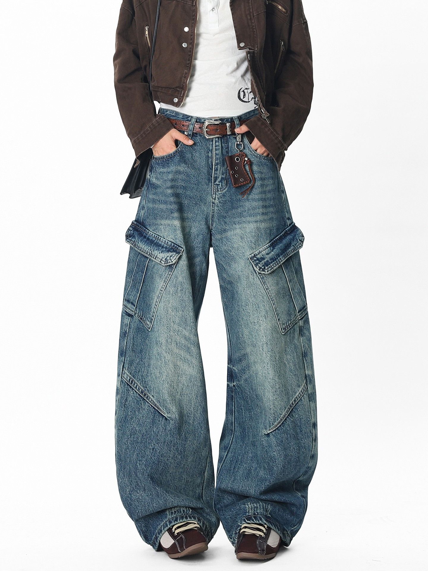 Vintage Men's multi-pocket loose washed distressed patchwork jeans Size US 32 / EU 48 - 1 Thumbnail
