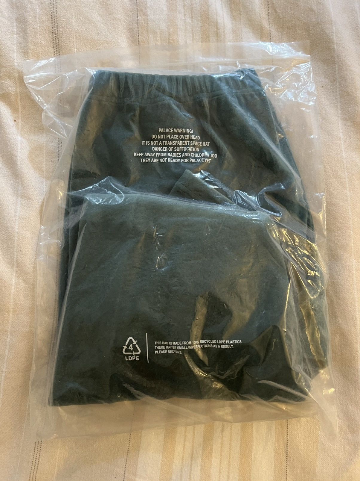 Palace Palace Velour Green Rib Panel Jogger Size Large Track Pants Size US 34 / EU 50 - 6 Thumbnail