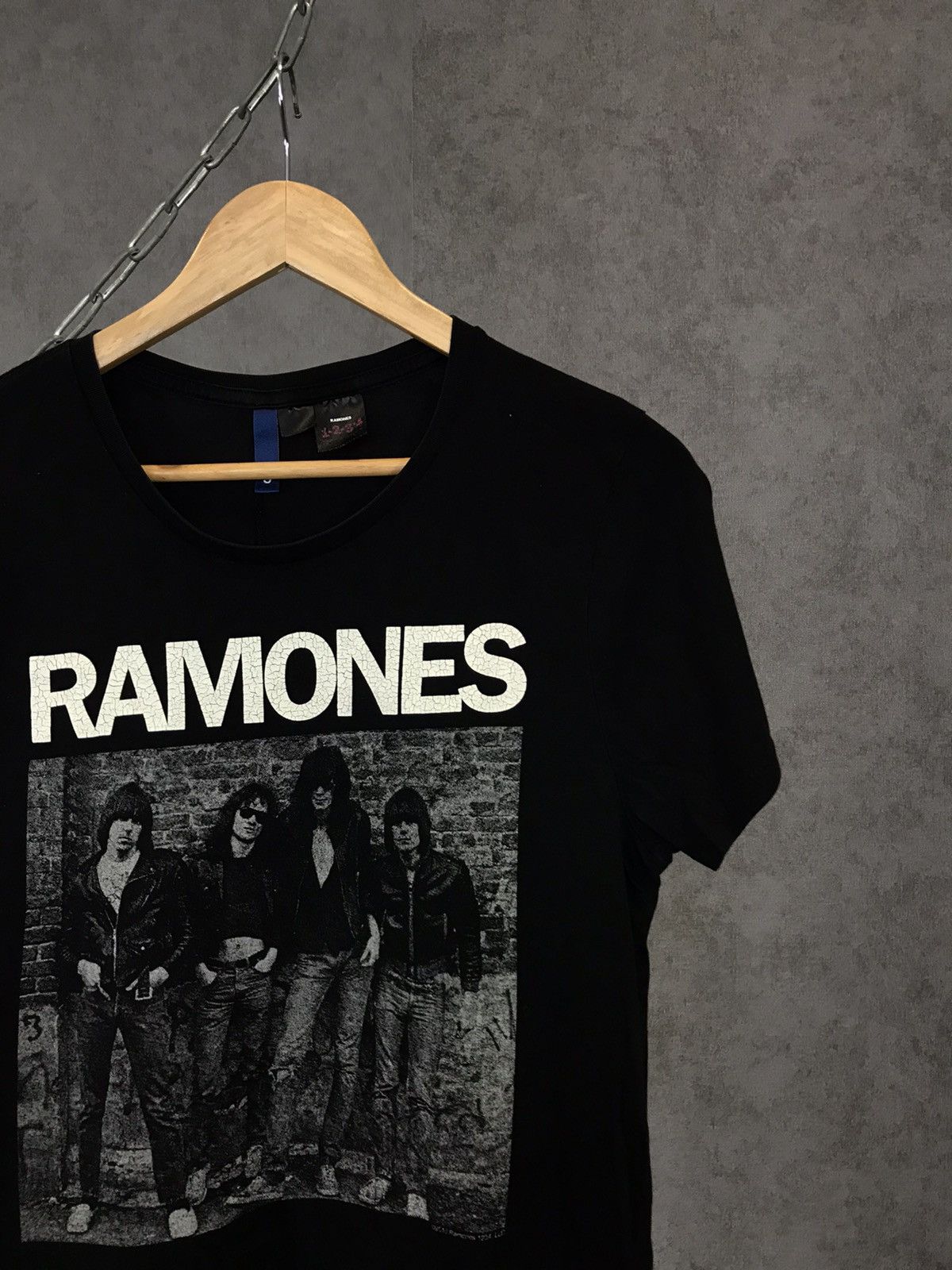 Band Tees Ramones rock band unisex tee Size US XS / EU 42 / 0 - 2 Thumbnail
