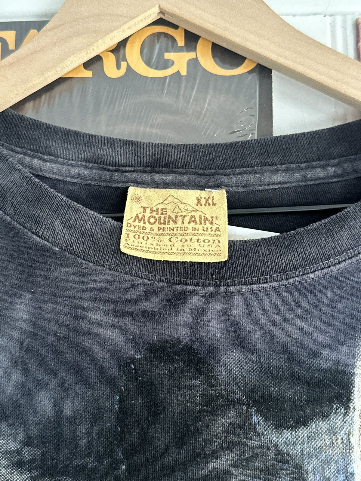 The Mountain 2002 The Mountain black wolf tee Size US XXL / EU 58 / 5 - 4 Thumbnail