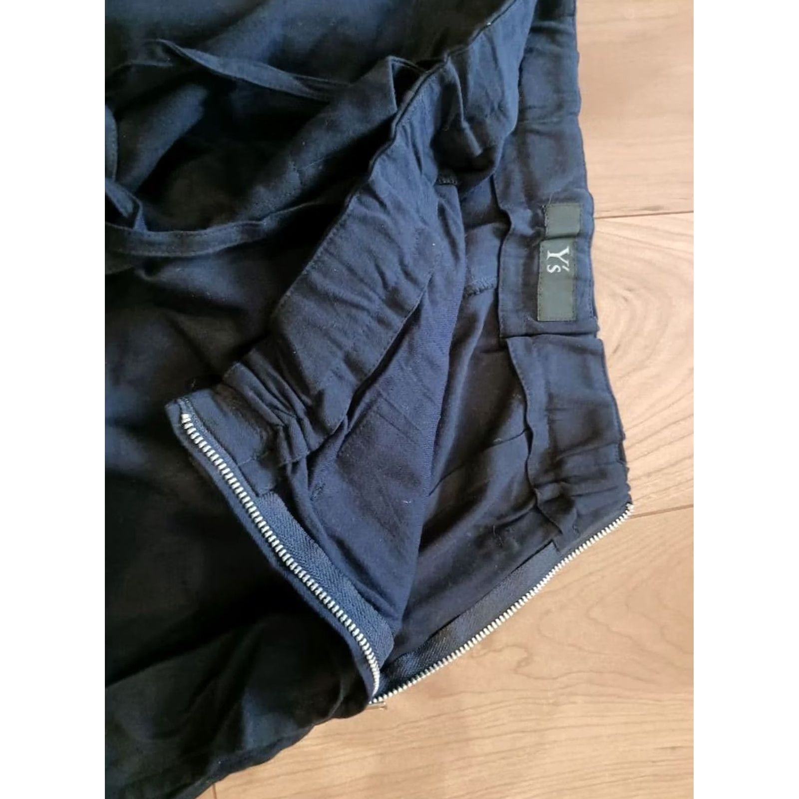 Yohji Yamamoto Item Specifications: Brand: Yohji Yamamoto Size 28" / US 6 / IT 42 - 3 Thumbnail