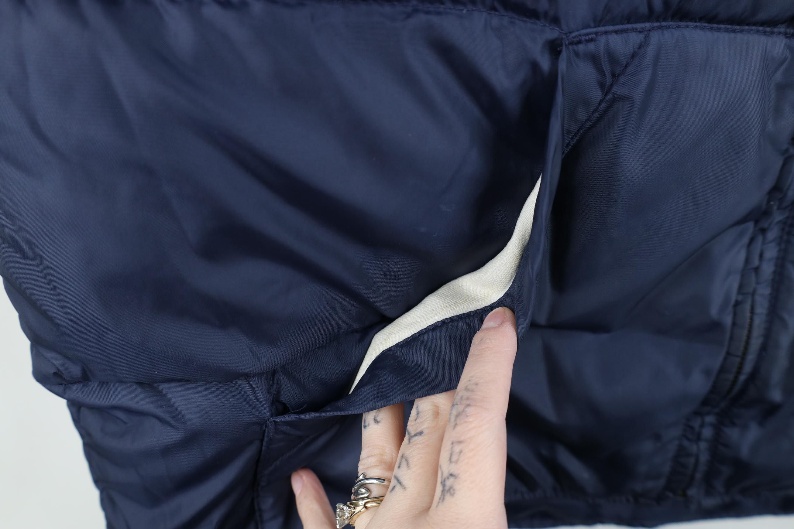 Eddie Bauer Vintage 90s Eddie Bauer Full Zip Puffer Vest Jacket Blue Size US M / EU 48-50 / 2 - 7 Thumbnail
