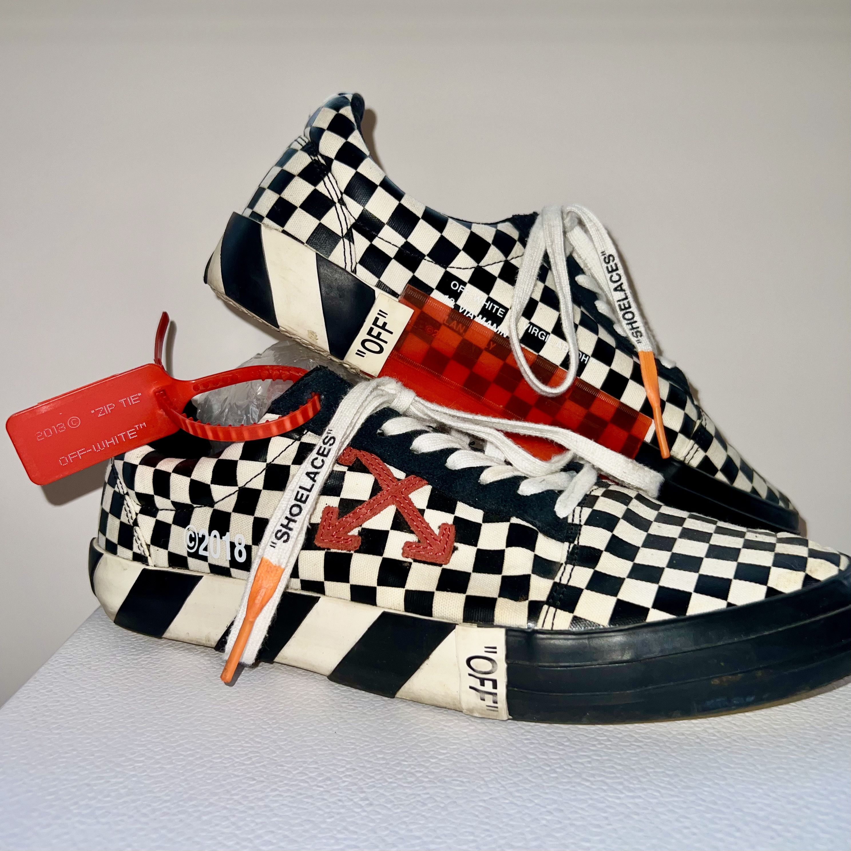 Checkerboard shops off white