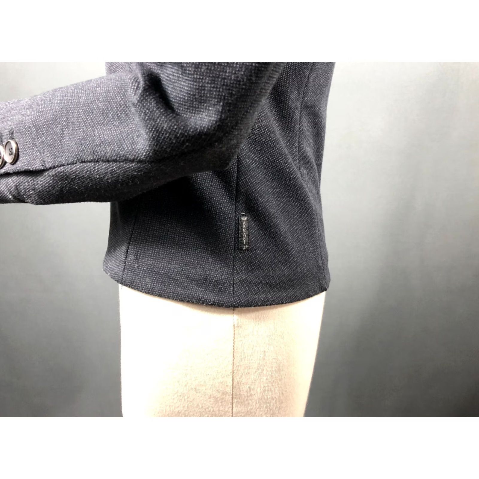 Vintage Armani Jeans Blazer Jacket Women M Gray Viscose Short Single-Breasted 3 Button Cuffs Solid Classic Coat Size 32" / US 10 / IT 46 - 7 Thumbnail