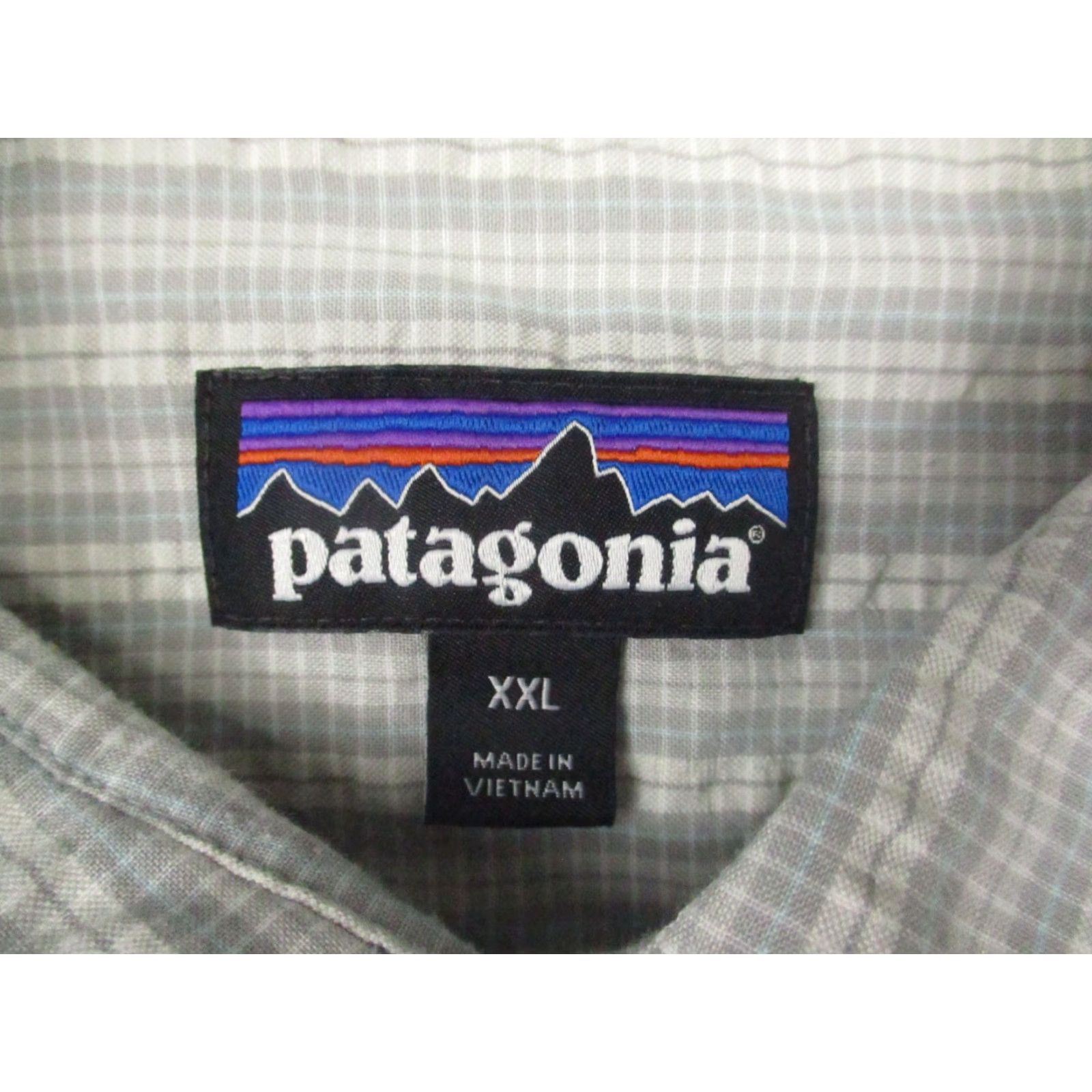Patagonia Patagonia Shirt Mens 2XL Gray White Short Sleeve Button-Up Organic Cotton Blend Size US XXL / EU 58 / 5 - 3 Thumbnail