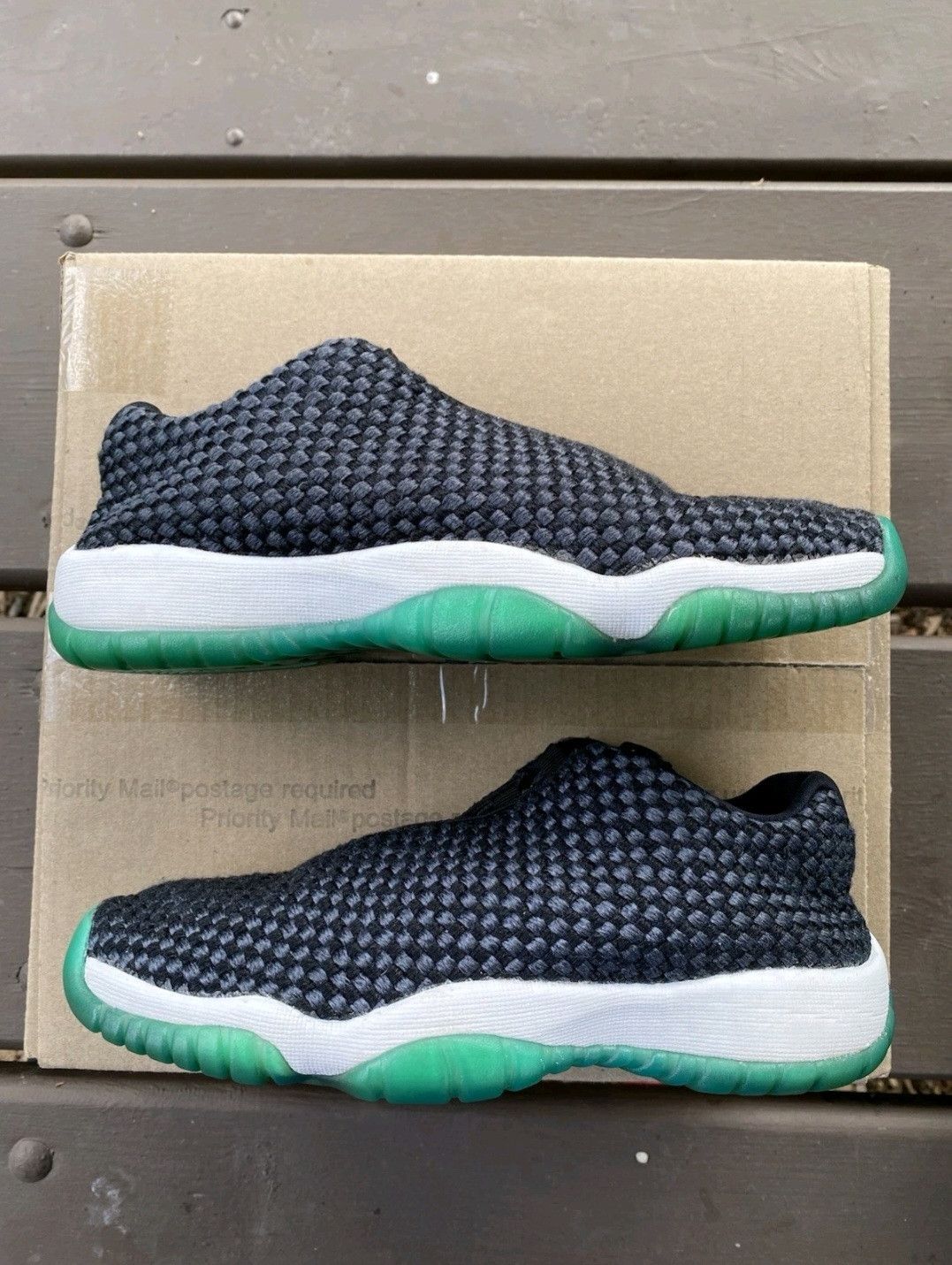Jordan Brand Nike Air Jordan Future Low GG 724814018 Size 5 Size US 5 / EU 37 - 3 Thumbnail