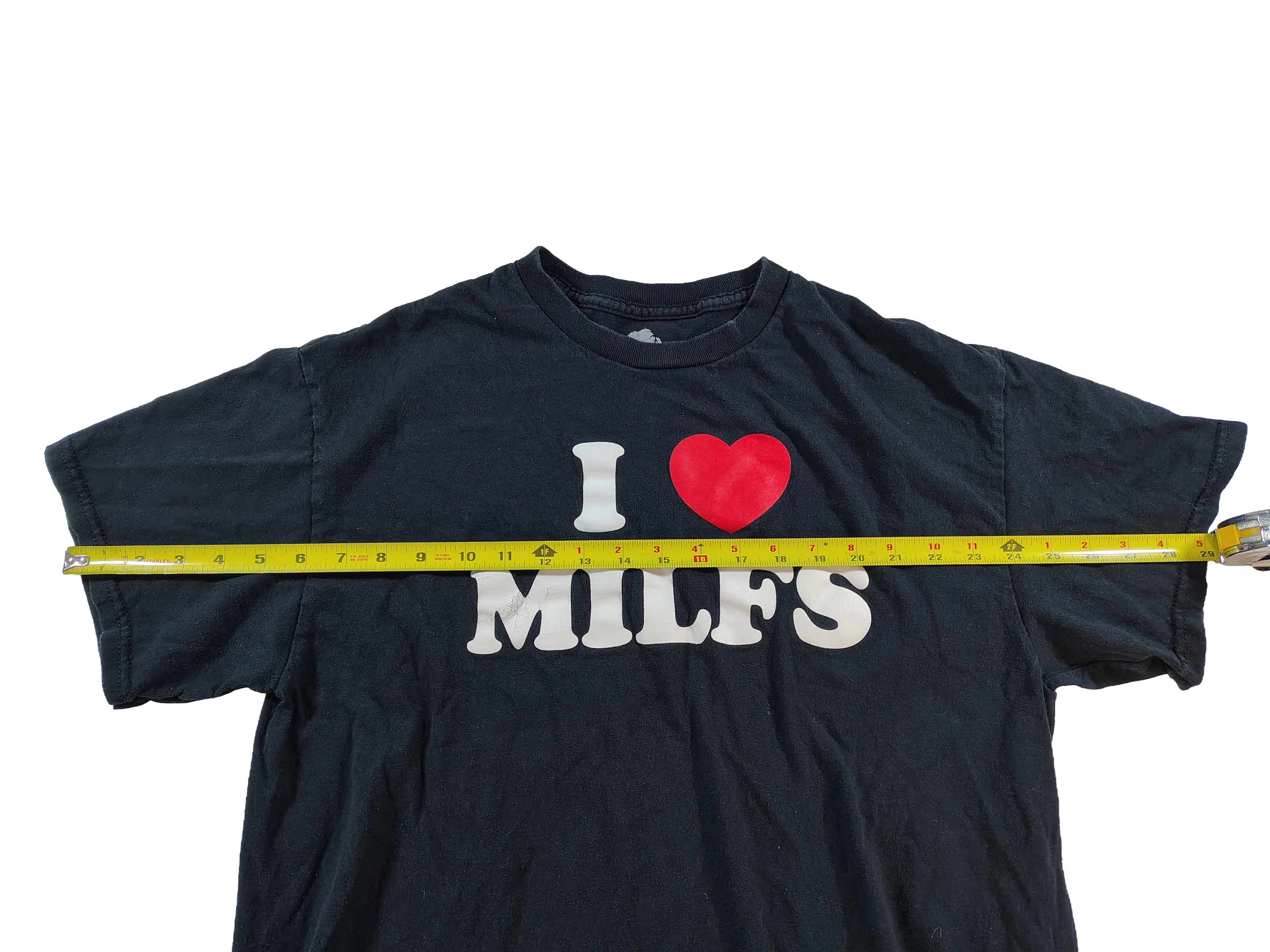 Other Men's Black Large I ❤️ MILFS Graphic T-Shirt Size US L / EU 52-54 / 3 - 7 Thumbnail