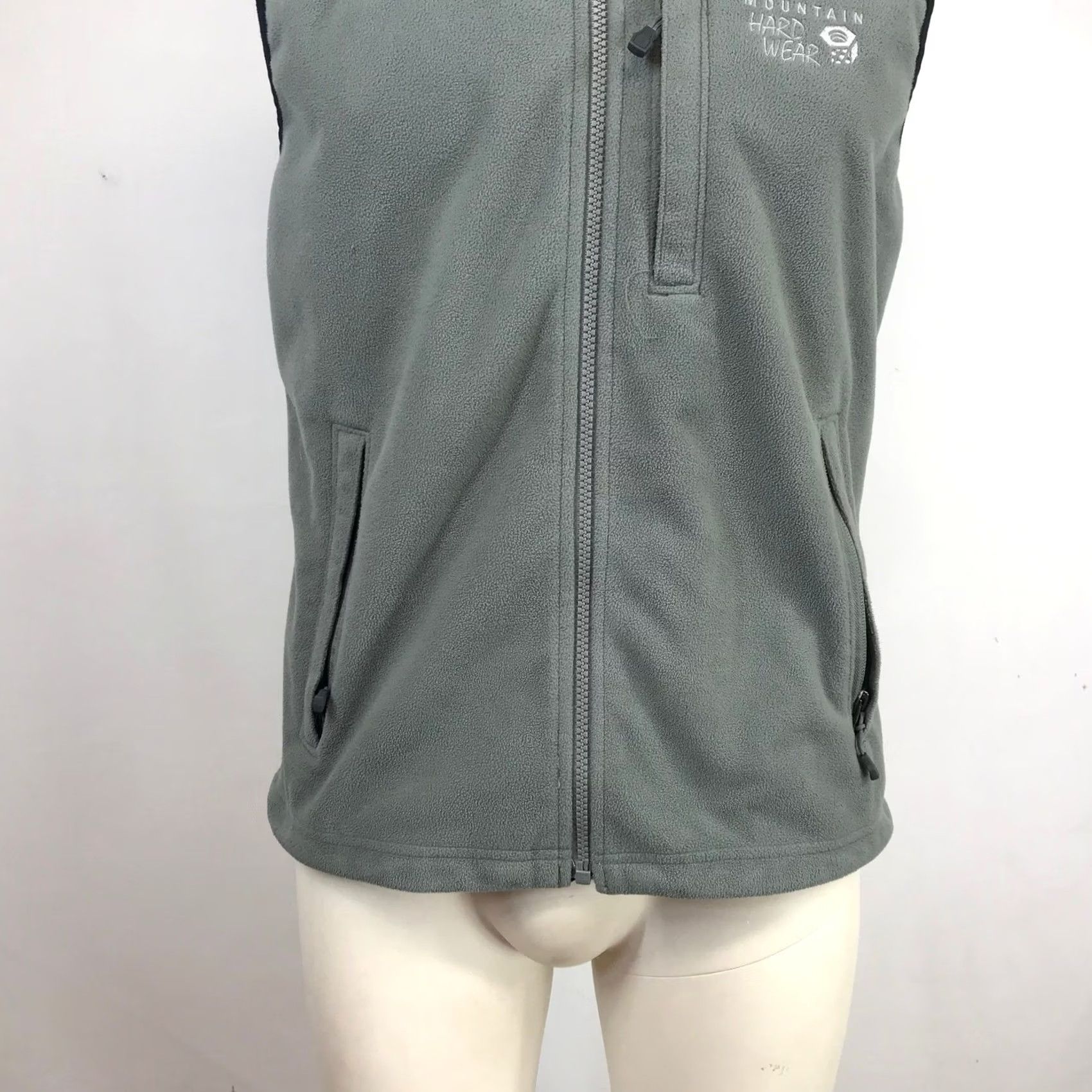 Mountain Hardwear Mountain Hardwear Mens Fleece Vest Gray Black Full Zip Mock Neck Medium Size US M / EU 48-50 / 2 - 3 Thumbnail