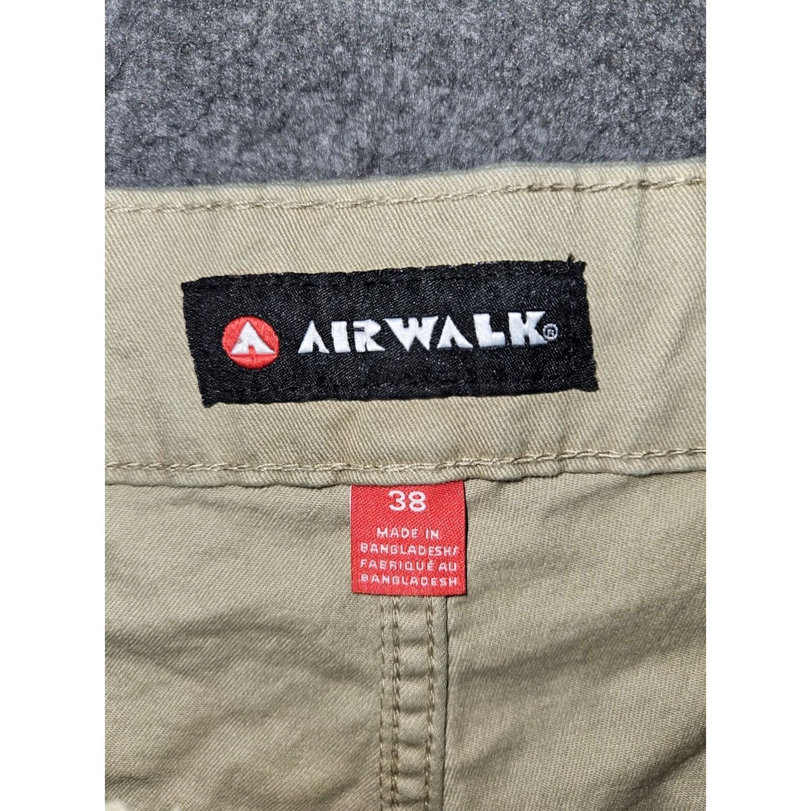 Airwalk Airwalk Cargo Shorts Mens 38 Beige Stretch Flat Front Chino Pockets Casual Size US 38 / EU 54 - 2 Thumbnail