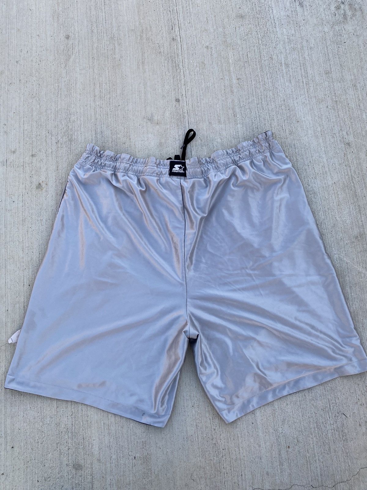 Starter × Vintage 00s’ Starter Reversible Shorts Size US 38 / EU 54 - 4 Thumbnail