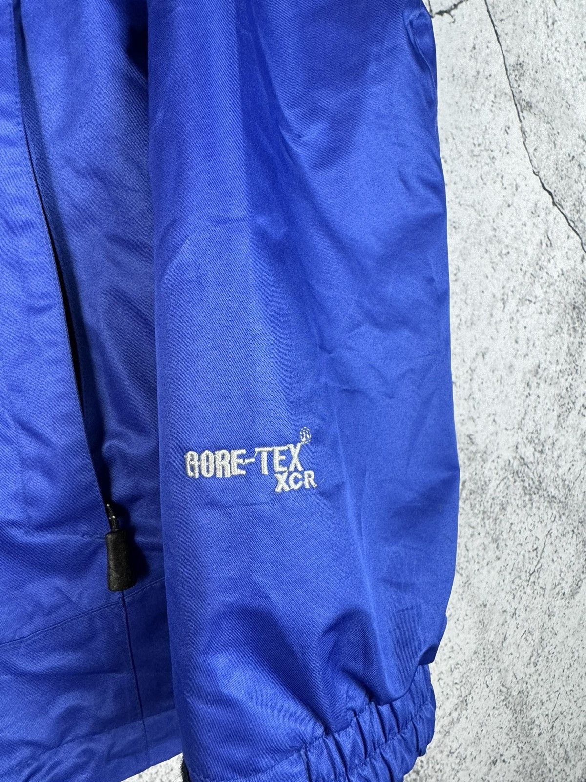 The North Face Vintage 90s The North Face Vintage Summit Series Blue Y2k Size US L / EU 52-54 / 3 - 4 Thumbnail