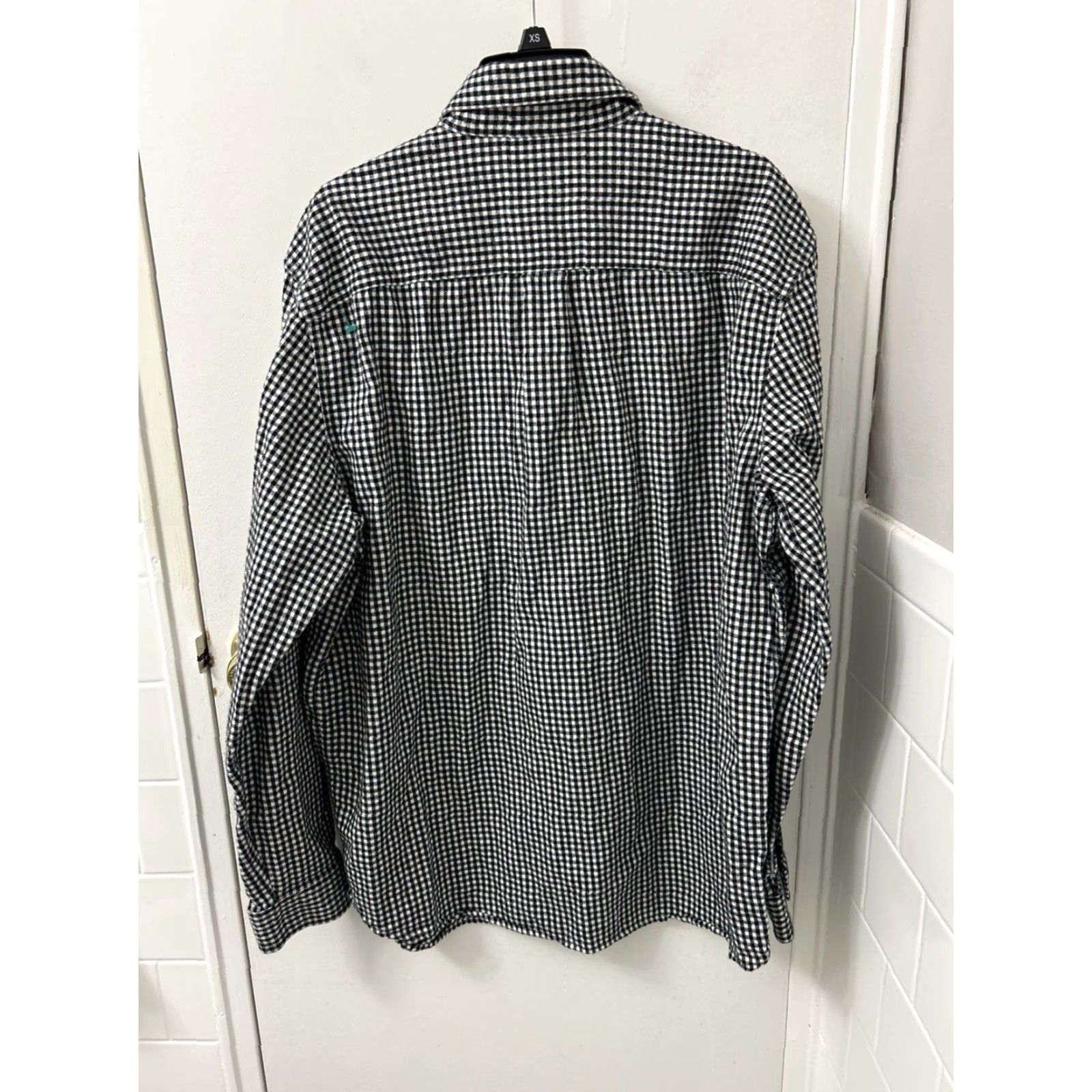 Vintage LL Bean Shirt Mens Large Black White Scotch Plaid Flannel Traditional Fit 228061 Size US L / EU 52-54 / 3 - 7 Thumbnail
