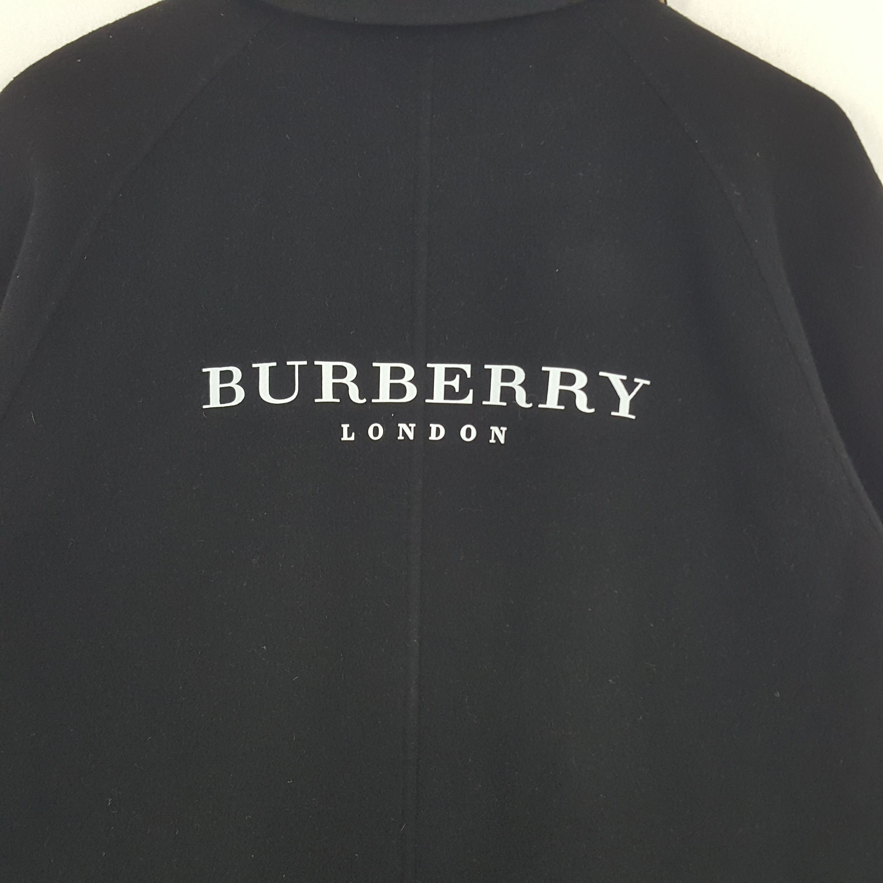 Burberry × Vintage Vintage Burberry London Nova Check Designer Brand Jacket Size US L / EU 52-54 / 3 - 2 Thumbnail
