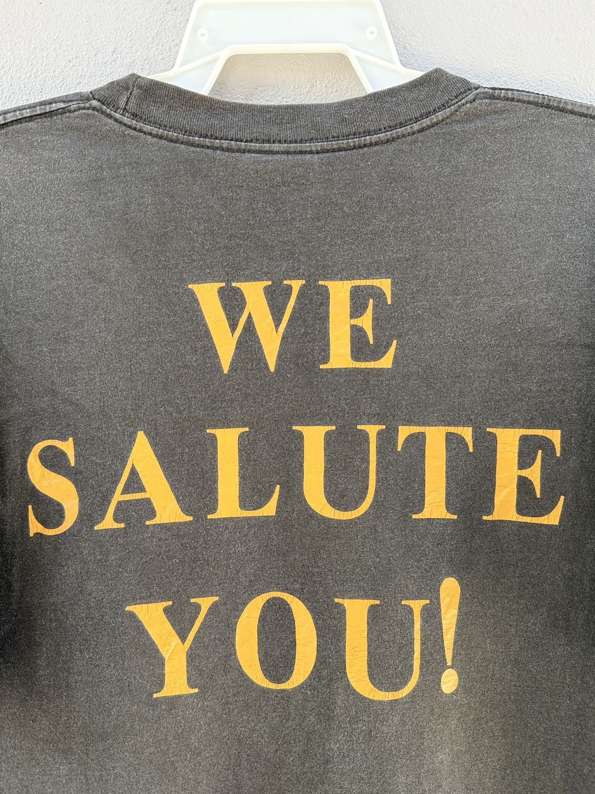 Band Tees Thrashed Vintage 90s ACDC WE SALUTE YOU Rock Grunge Faded T Size US L / EU 52-54 / 3 - 5 Thumbnail