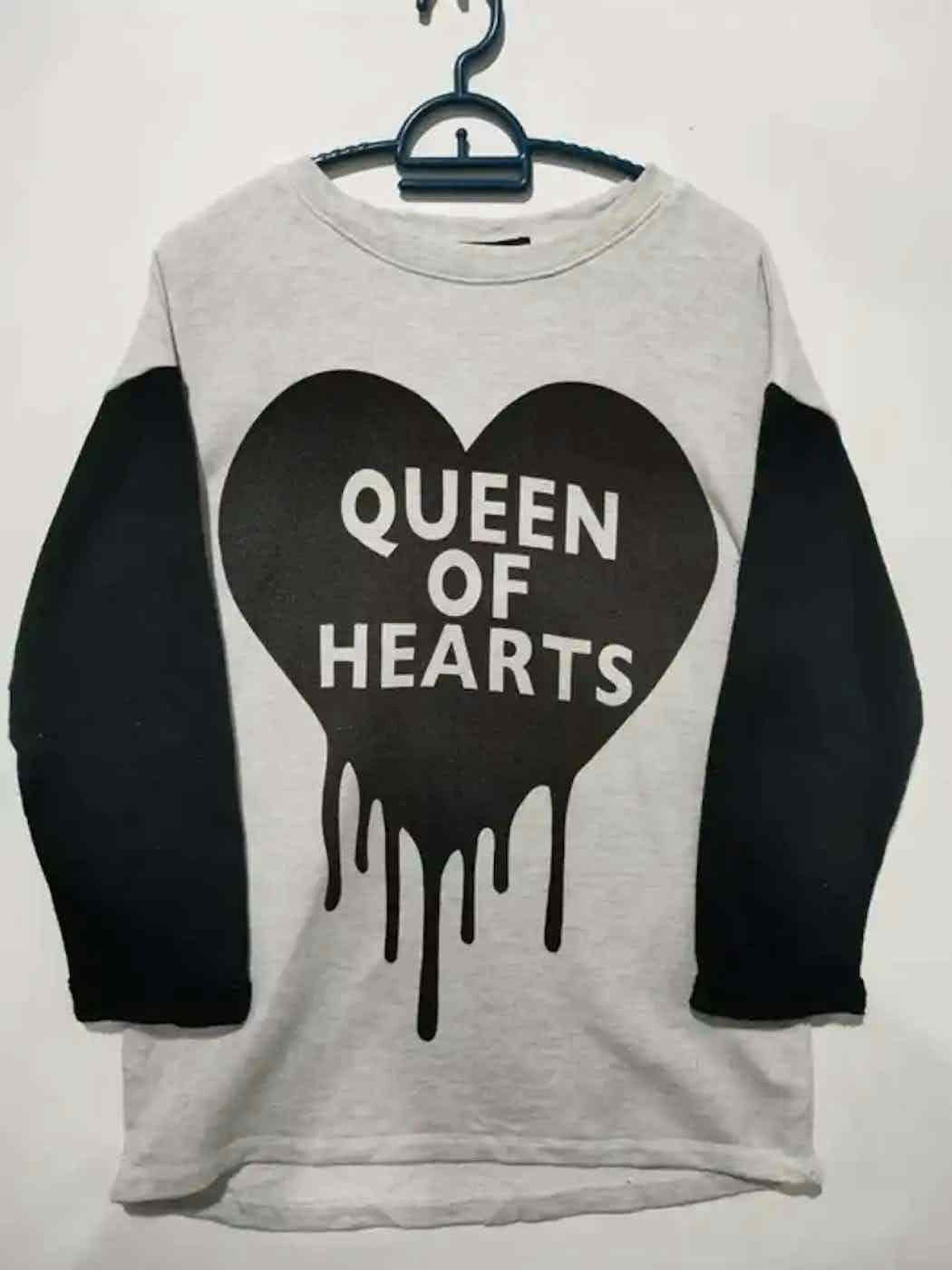 Vintage Queen of Hearts Sweatshirt