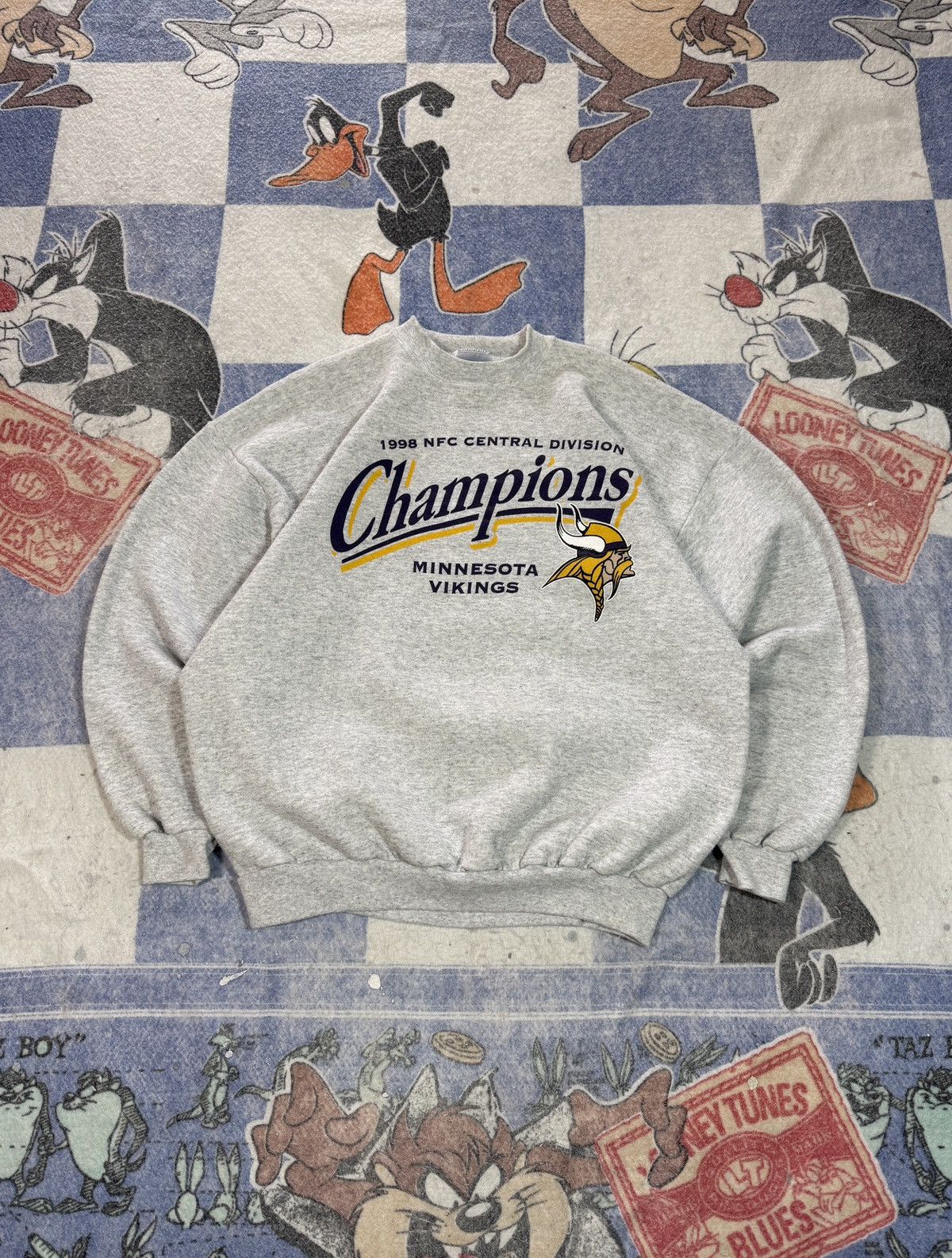 NFL Vintage minnesota Vikings crewneck sweatshirt Size US XL / EU 56 / 4 - 1 Thumbnail