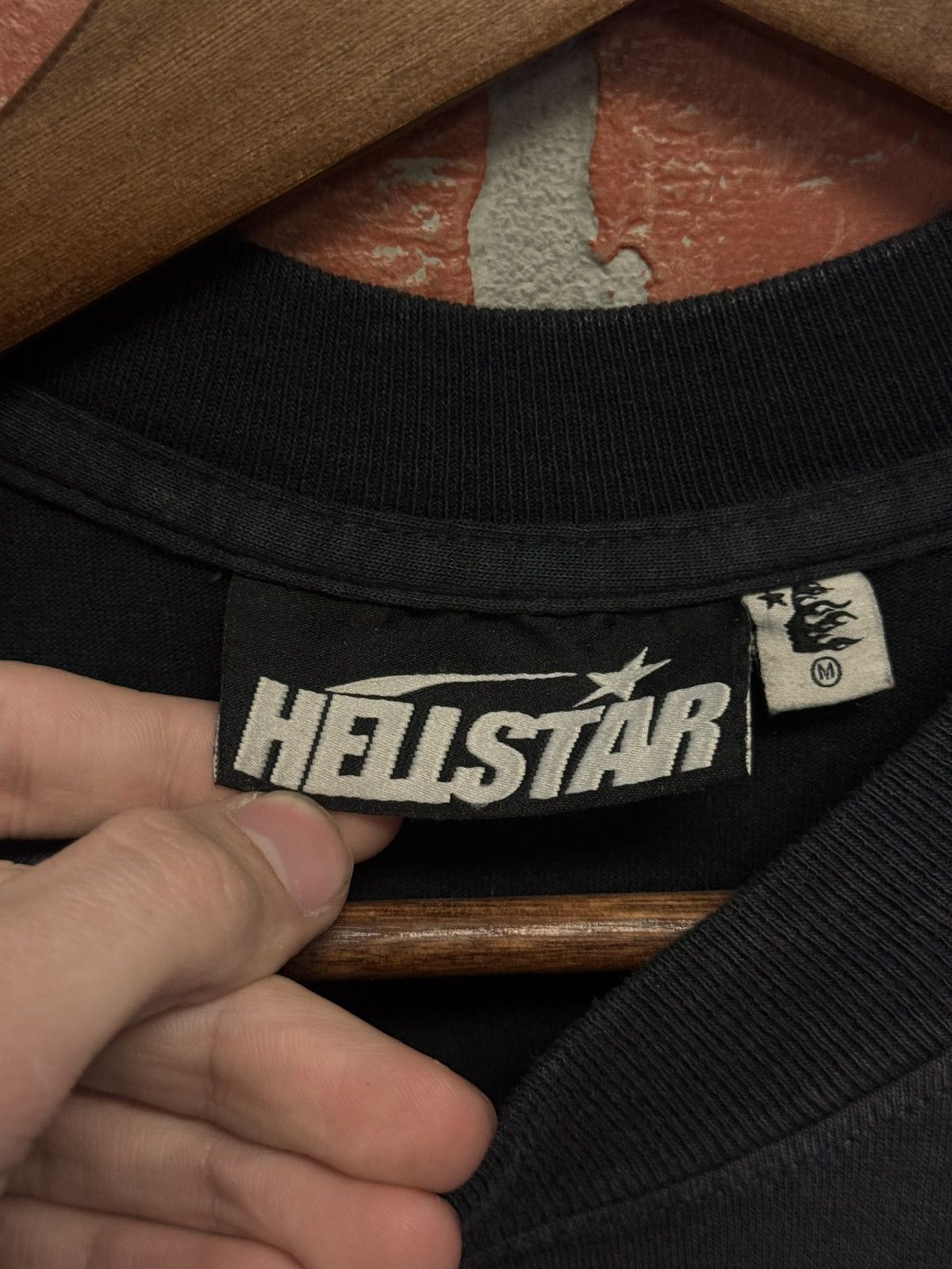 HELLSTAR Hellstar Black Yellow Logo Tee Shirt 100% Authentic Size M Size US M / EU 48-50 / 2 - 7 Thumbnail
