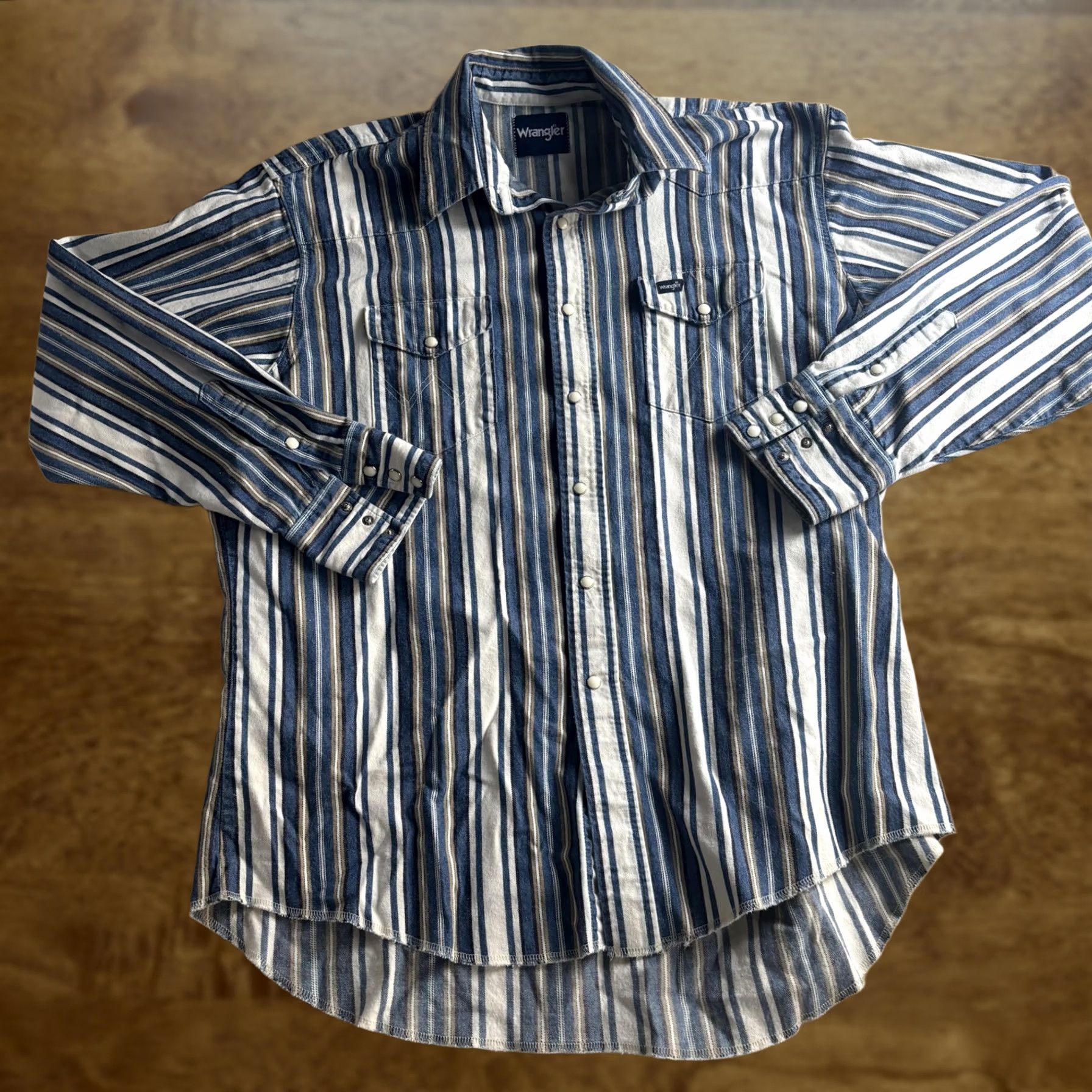 Wrangler VINTAGE Wrangler Shirt Mens XL Blue White Stripe Long Sleeve Western Pearl Snap Casual Size US XL / EU 56 / 4 - 1 Thumbnail
