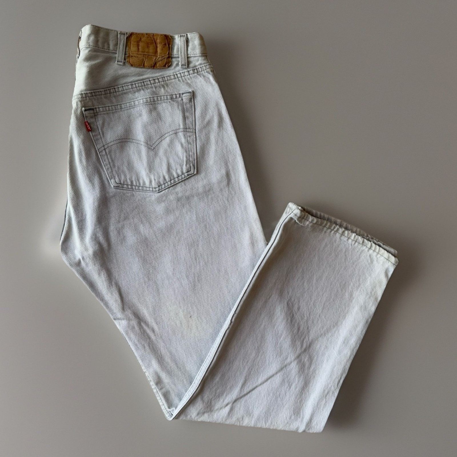 Levi's Vintage Levis 501 Jeans 37 Gray Light Wash 80s Made in USA Size US 37 - 1 Thumbnail
